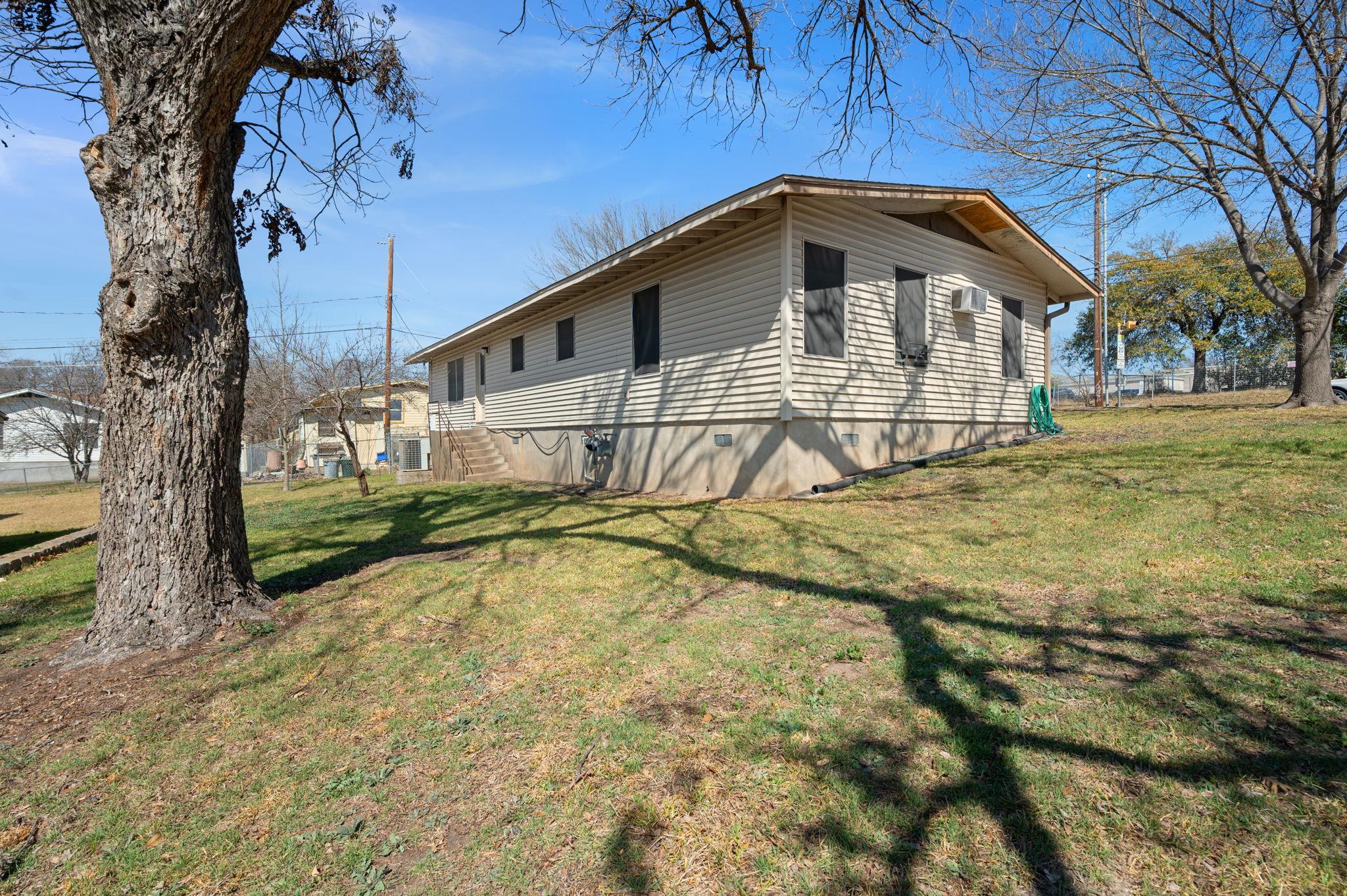 2000 Cedar Ave, Austin, TX 78722