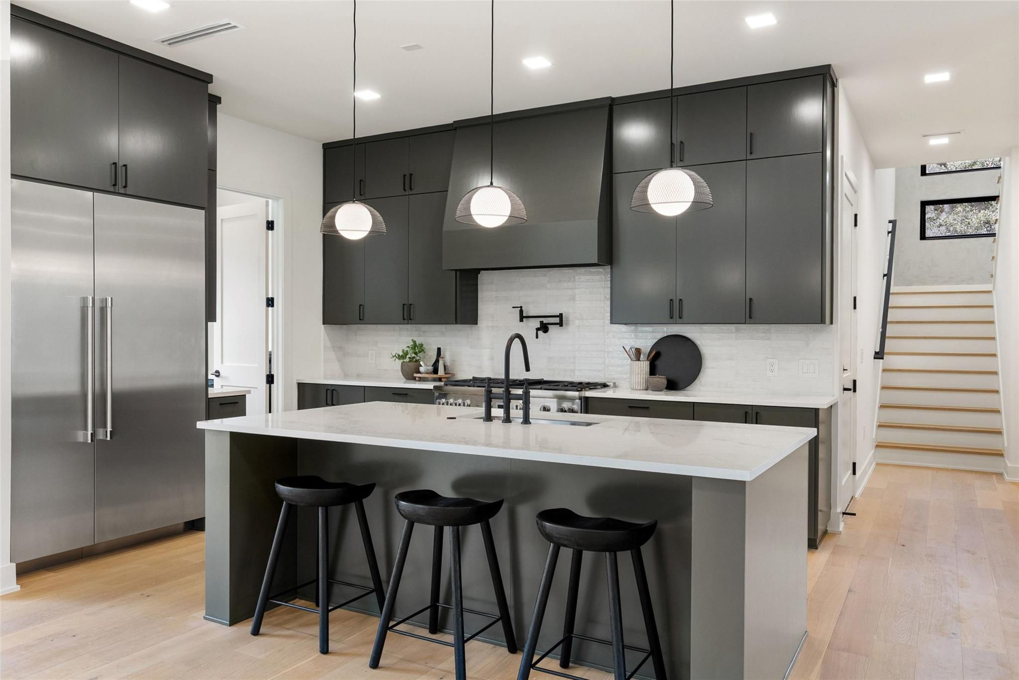 2138 Barton Hills Dr, Austin, TX 78704