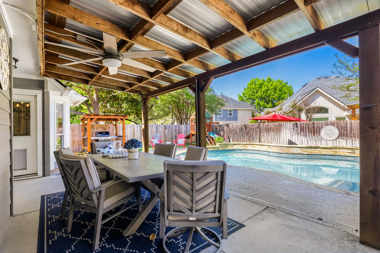 8802 Fritsch Dr, Austin, TX 78717