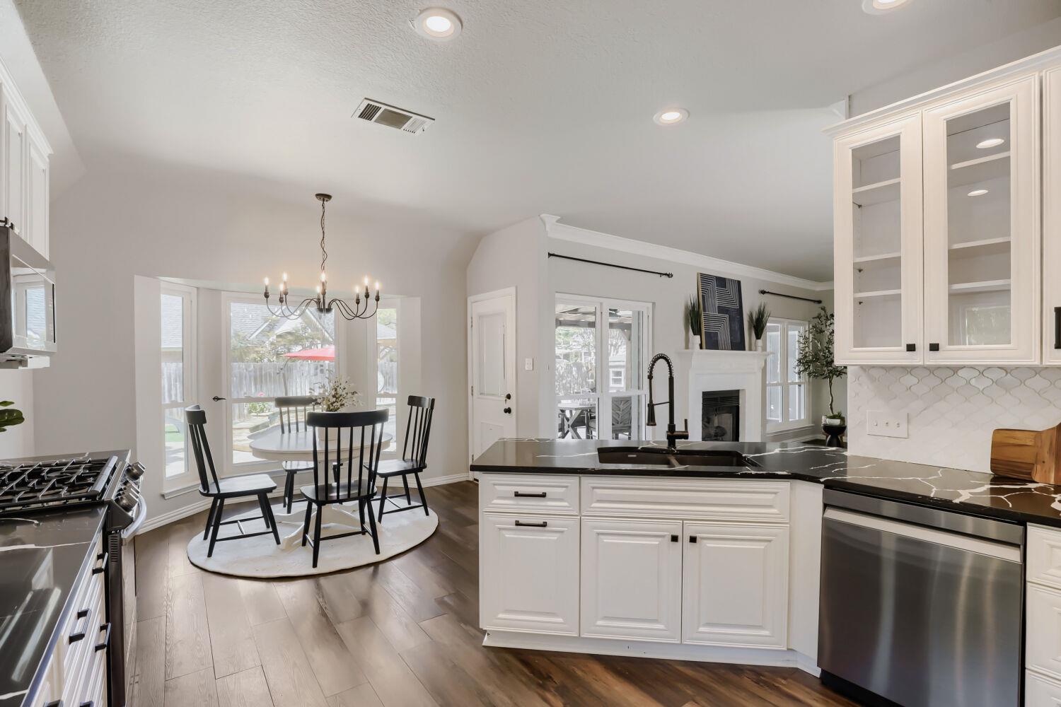 8802 Fritsch Dr, Austin, TX 78717