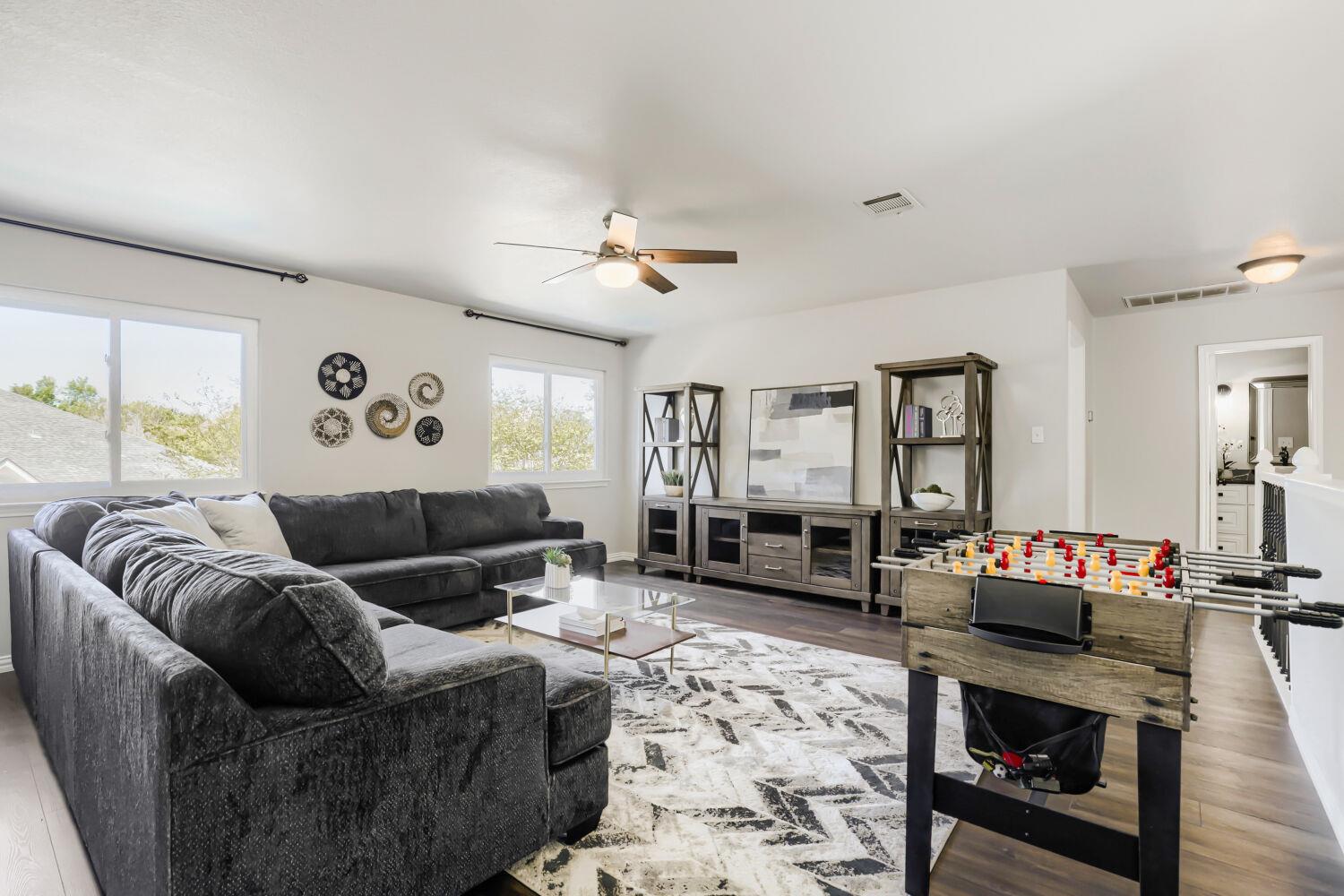 8802 Fritsch Dr, Austin, TX 78717