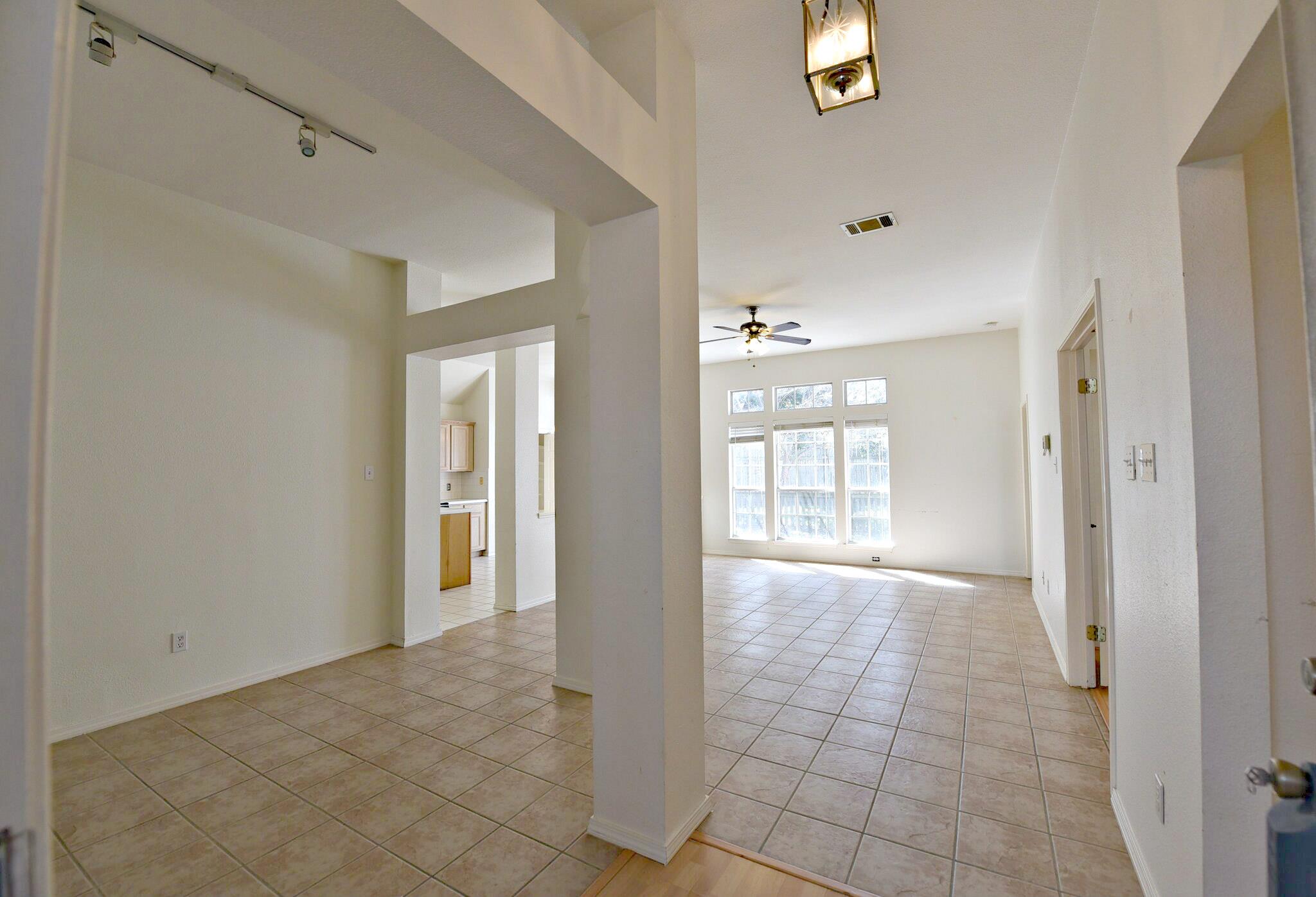 1809 Bent Oak Cv, Leander, TX 78641