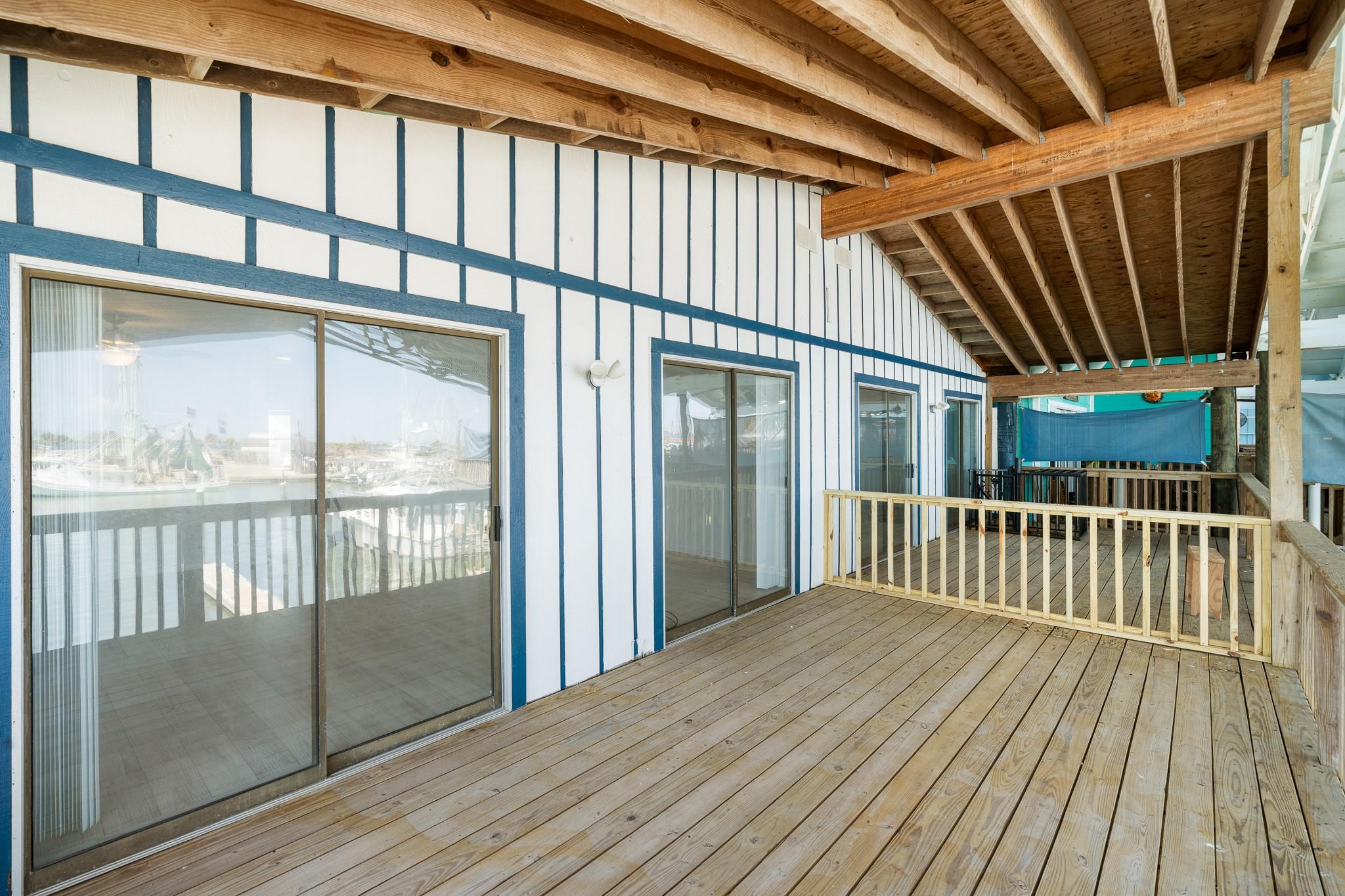 318 W Cotter Ave # 1, Port Aransas, TX 78373