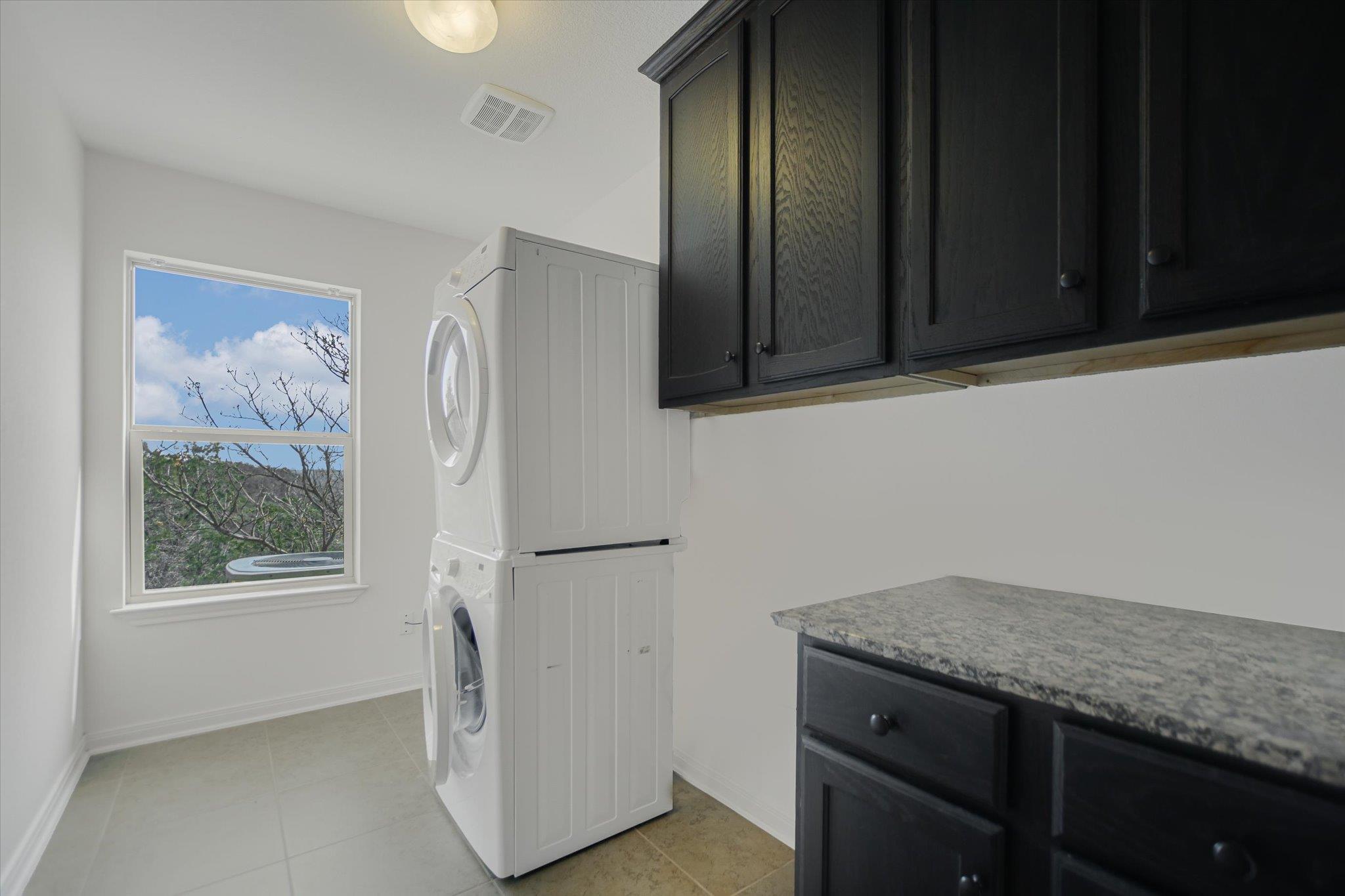 851 Stone Mountain Dr, Marble Falls, TX 78654