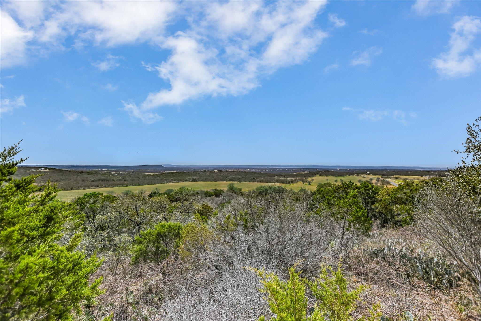 851 Stone Mountain Dr, Marble Falls, TX 78654