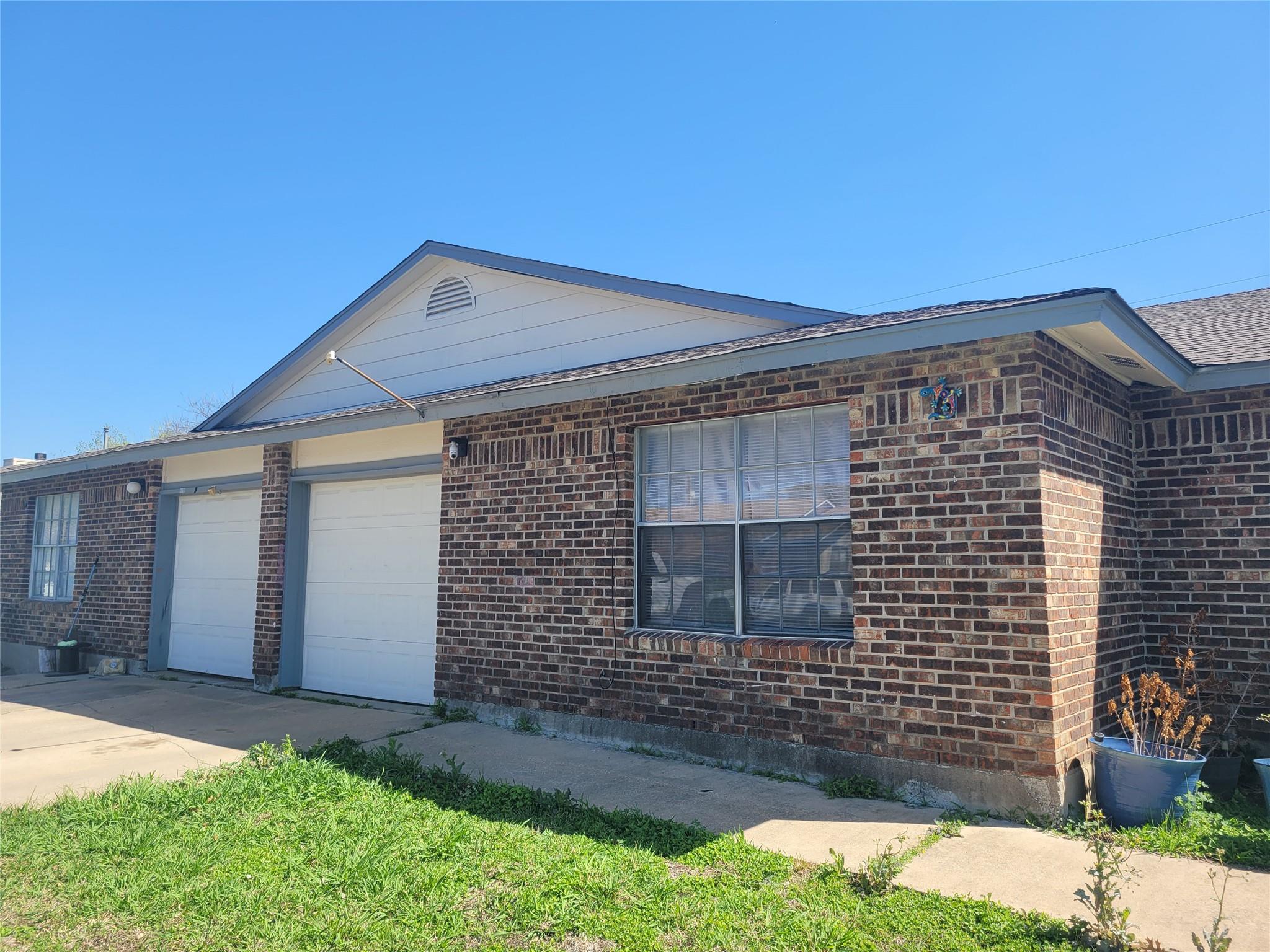 1011 Ridgemont St, Round Rock, TX 78664