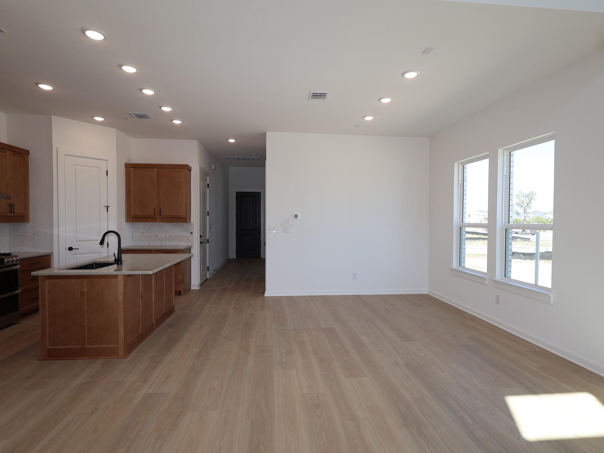 200 Norway Spruce St, Dripping Springs, TX 78620