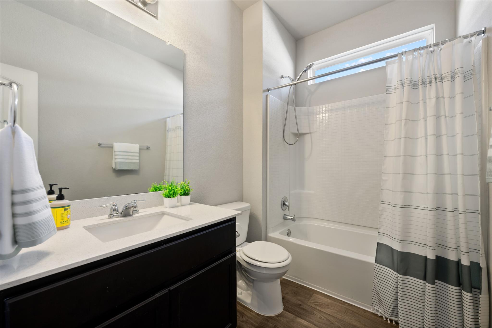 128 Presidential Path, Liberty Hill, TX 78642