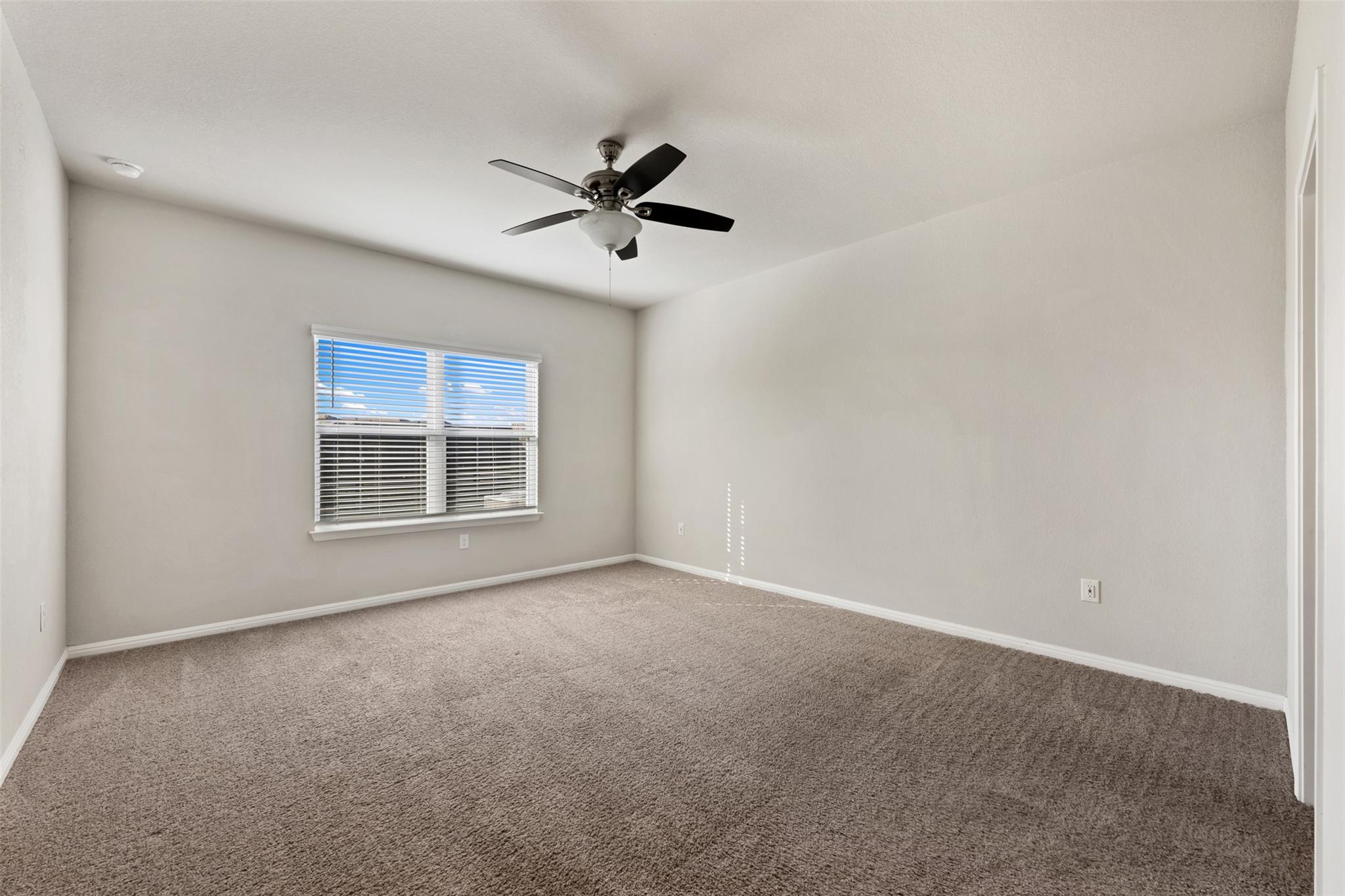 128 Presidential Path, Liberty Hill, TX 78642