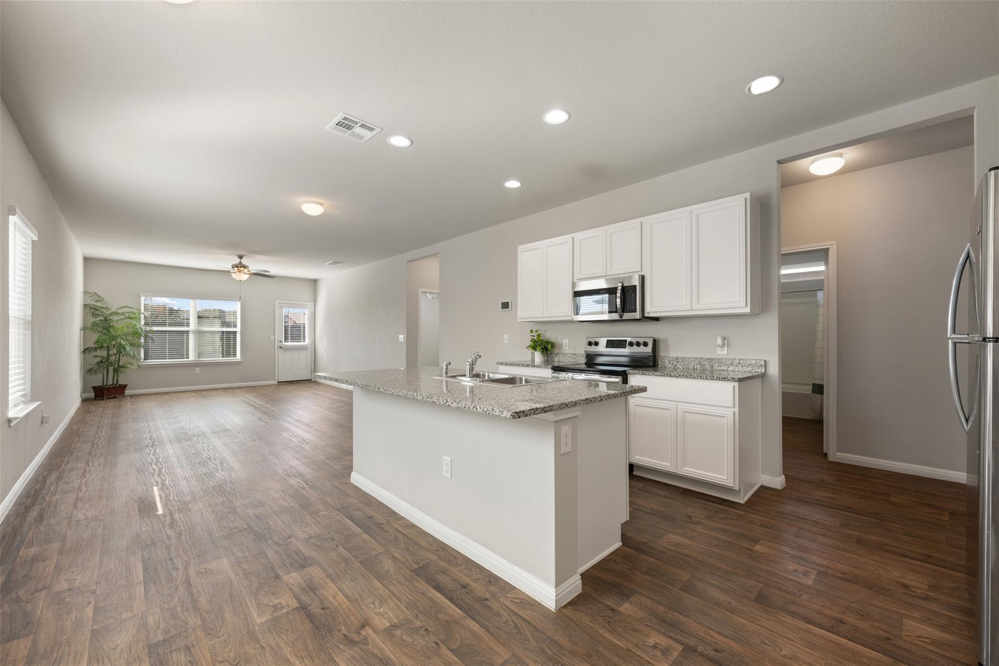 128 Presidential Path, Liberty Hill, TX 78642