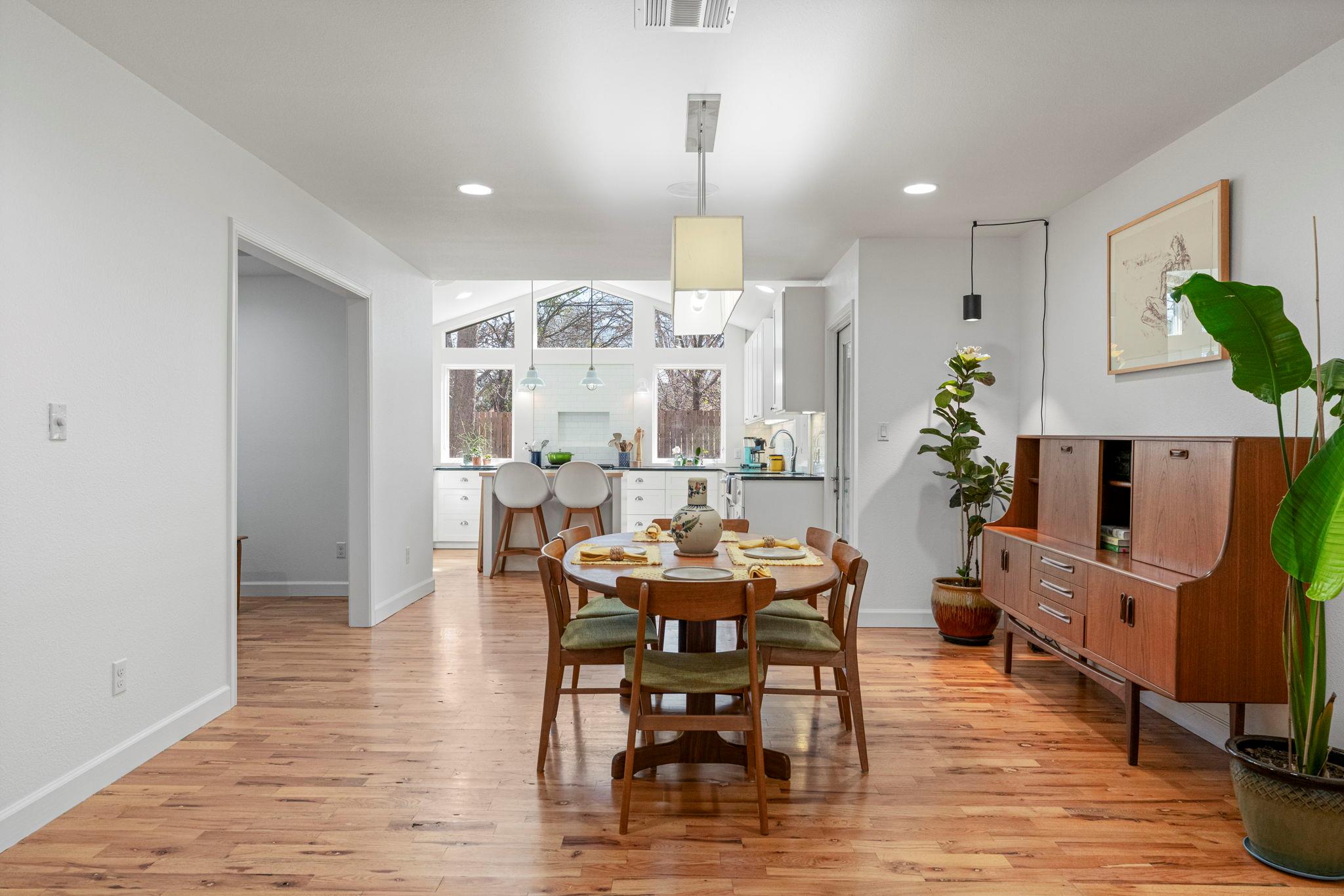 6003 WOODVIEW Ave, Austin, TX 78757