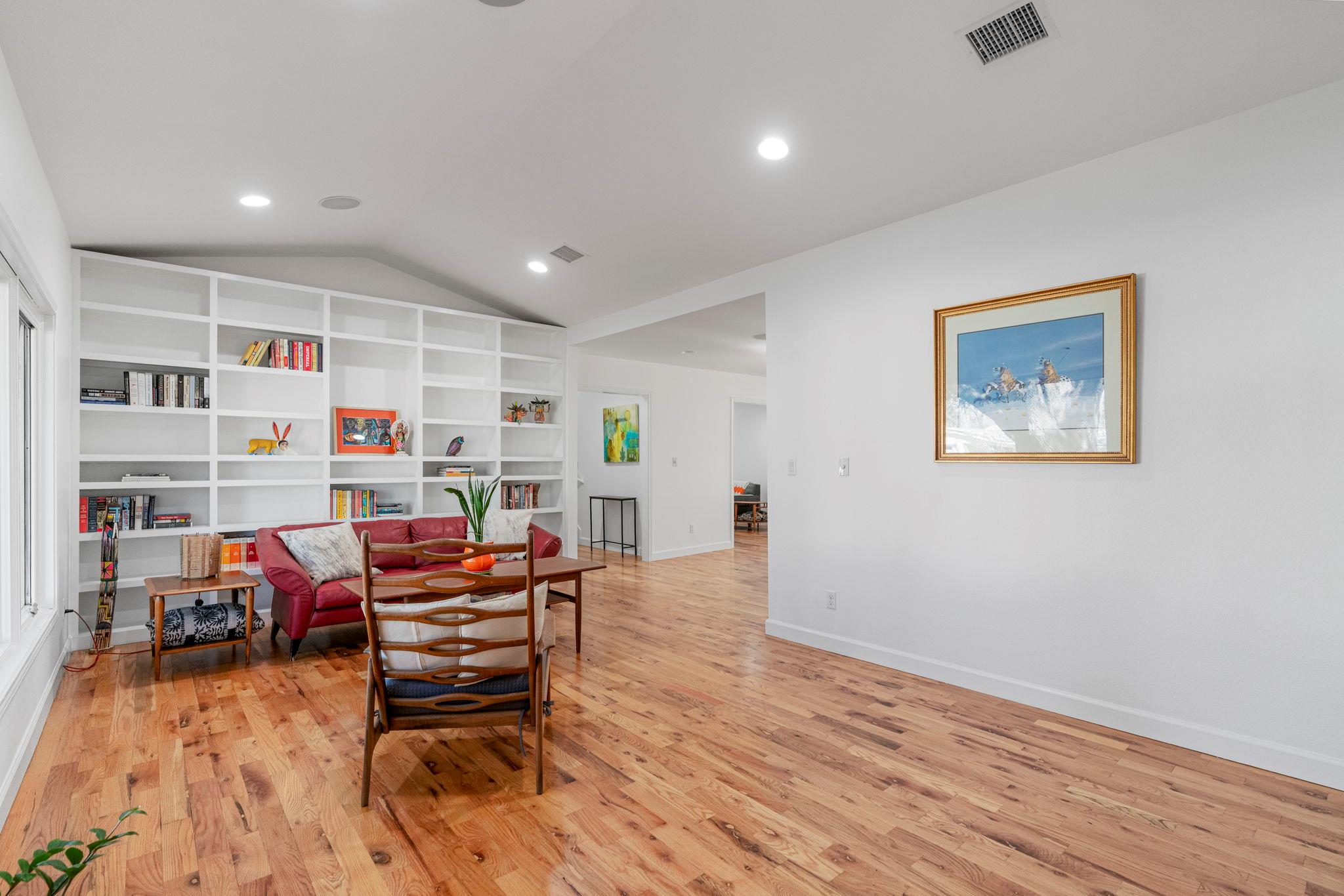 6003 WOODVIEW Ave, Austin, TX 78757