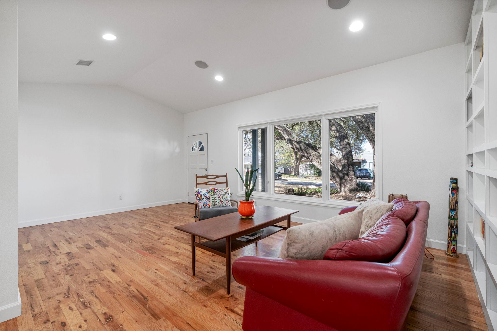 6003 WOODVIEW Ave, Austin, TX 78757