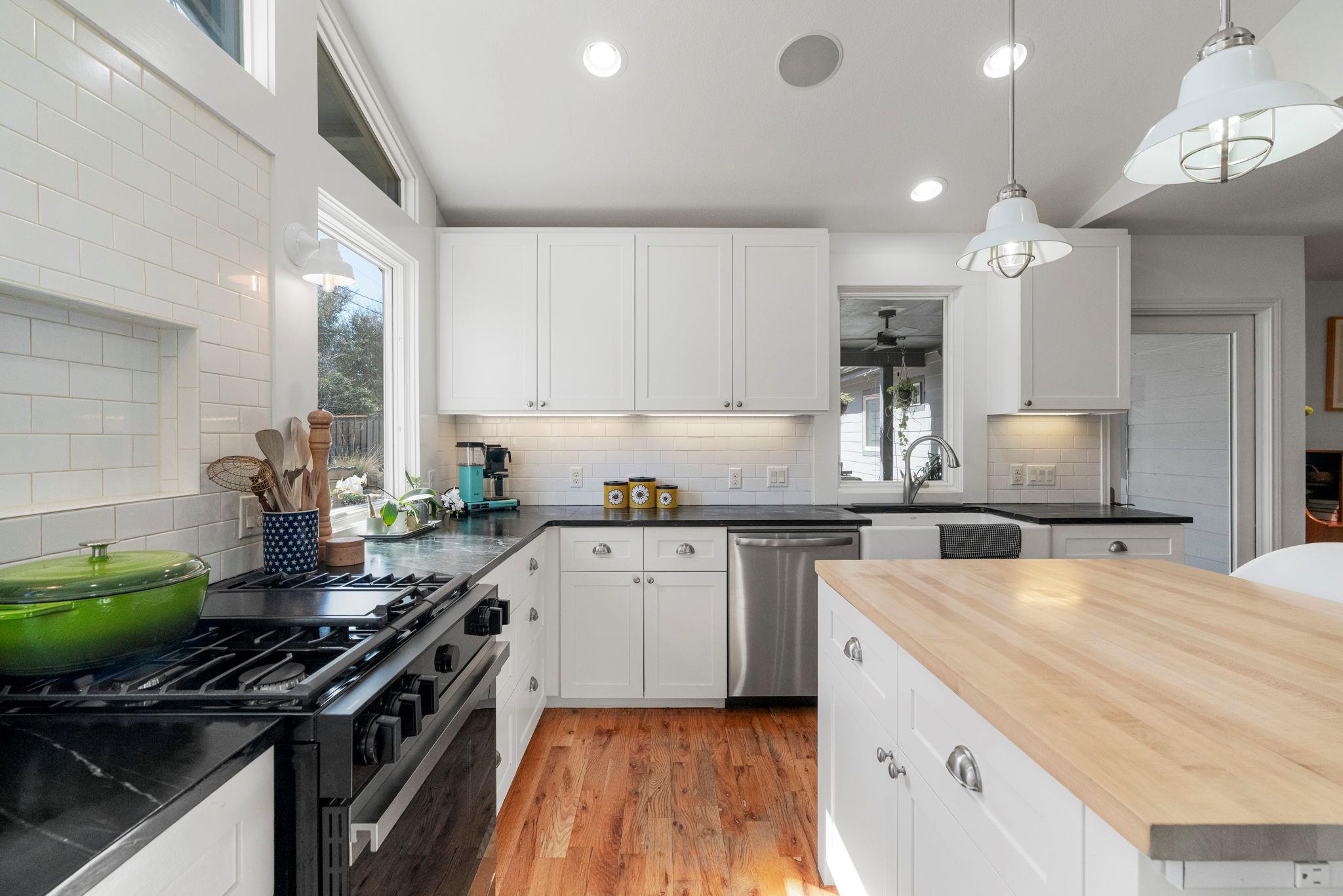 6003 WOODVIEW Ave, Austin, TX 78757