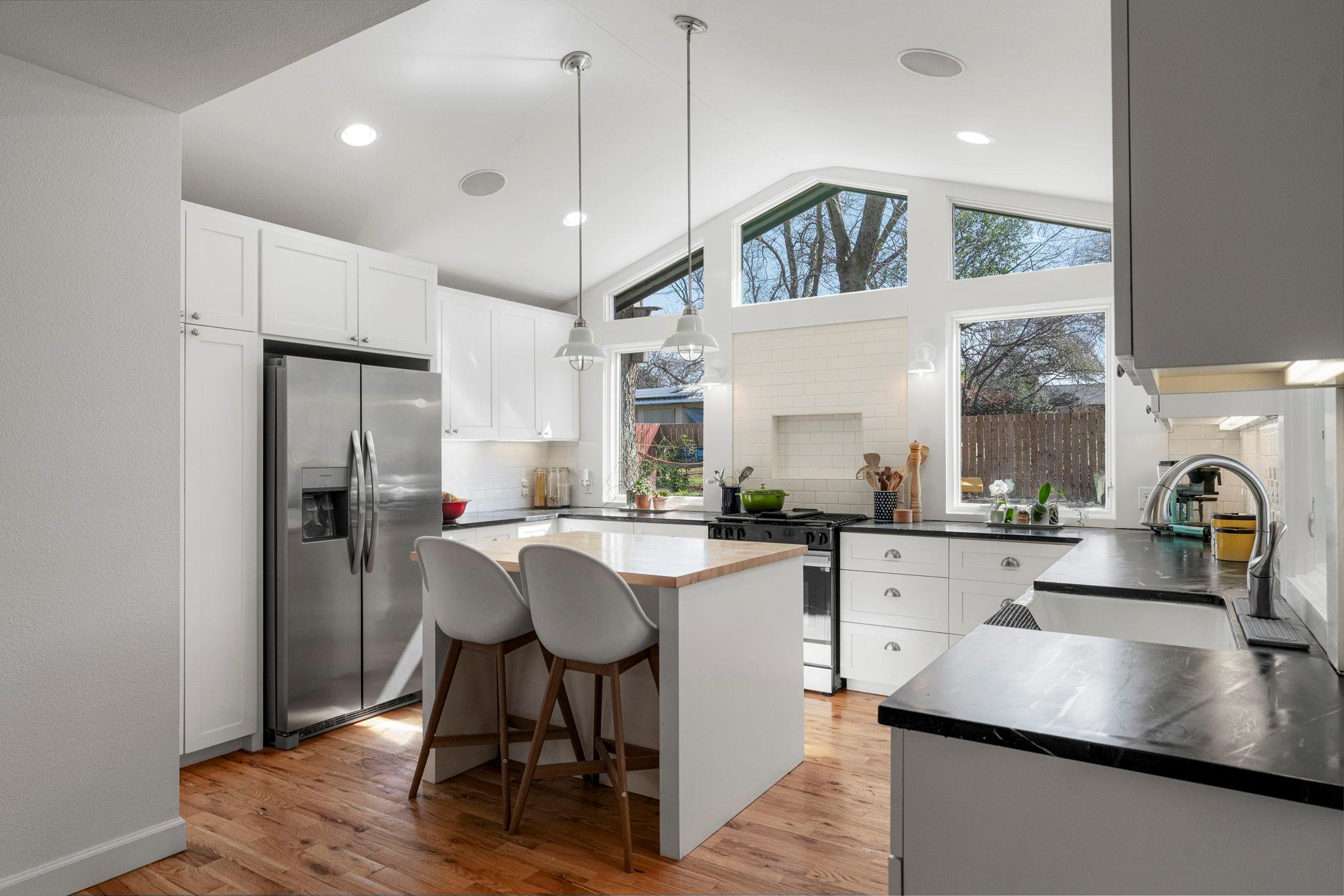 6003 WOODVIEW Ave, Austin, TX 78757