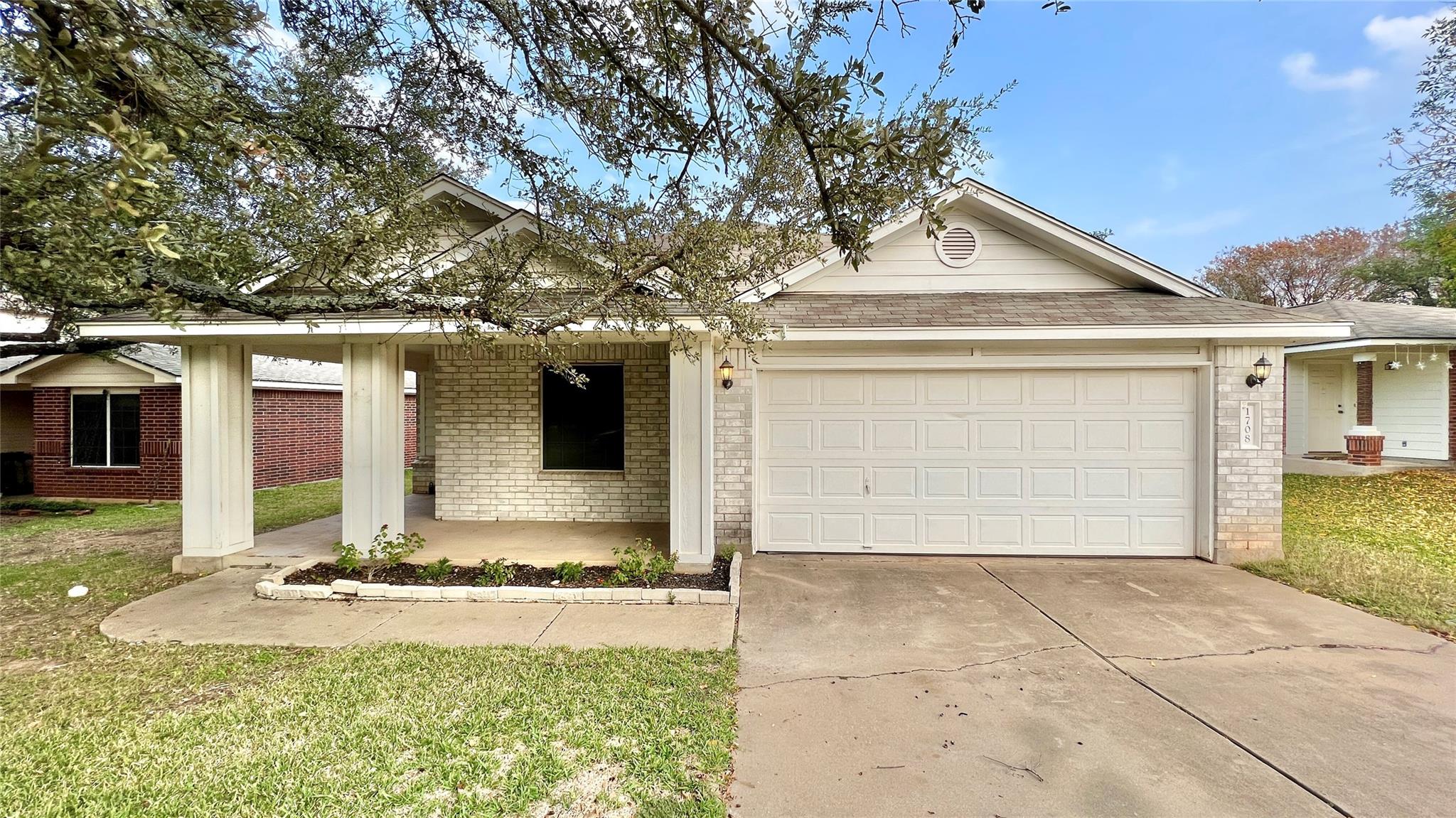 1708 Carriage Hills Trl, Cedar Park, TX 78613