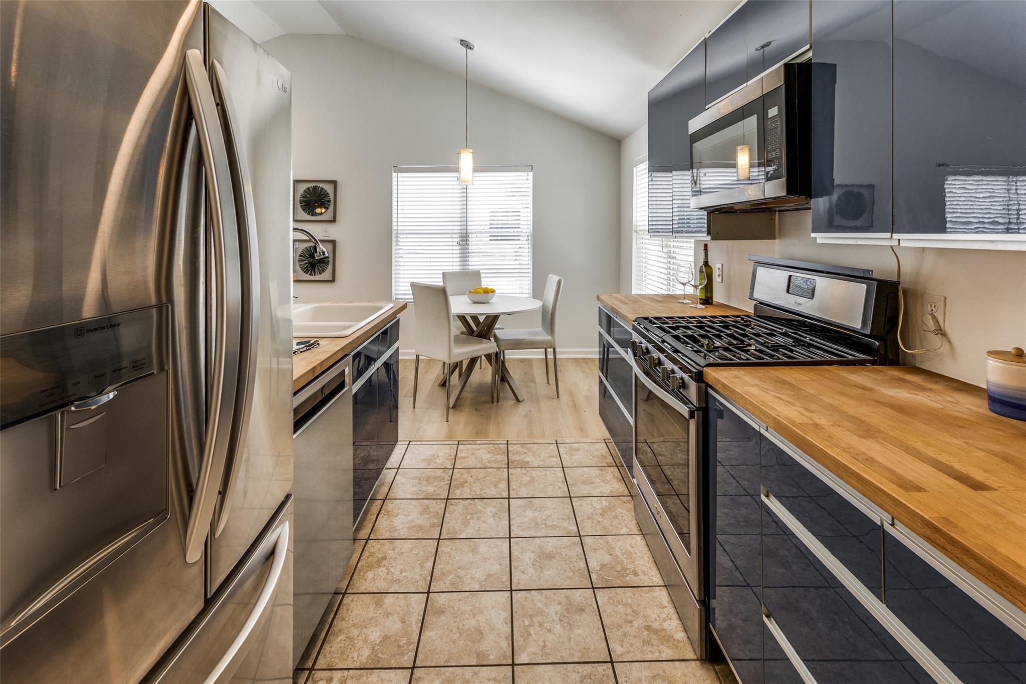 1802 Harvey St # A, Austin, TX 78702