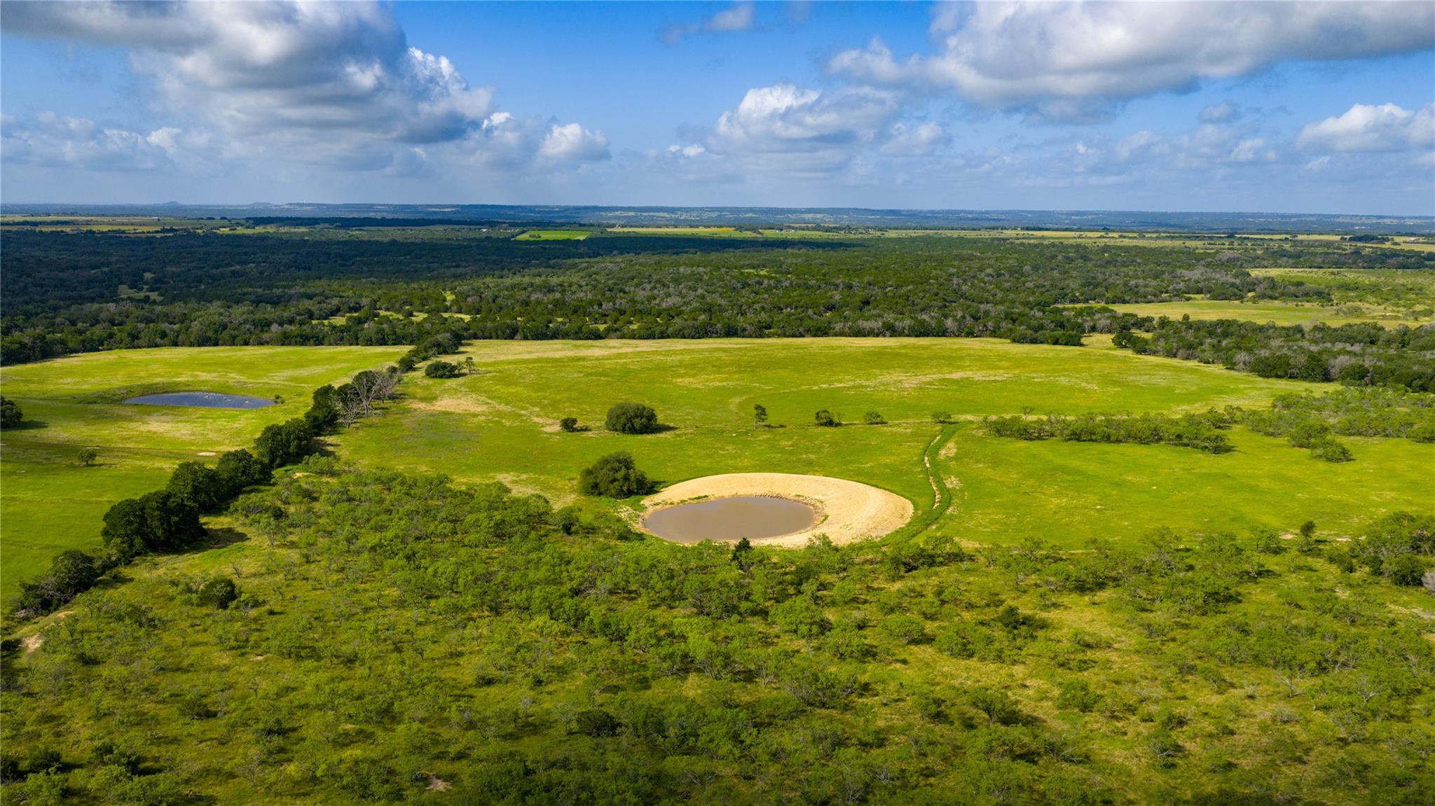 000 County Road 180 Rd, Purmela, TX 76566