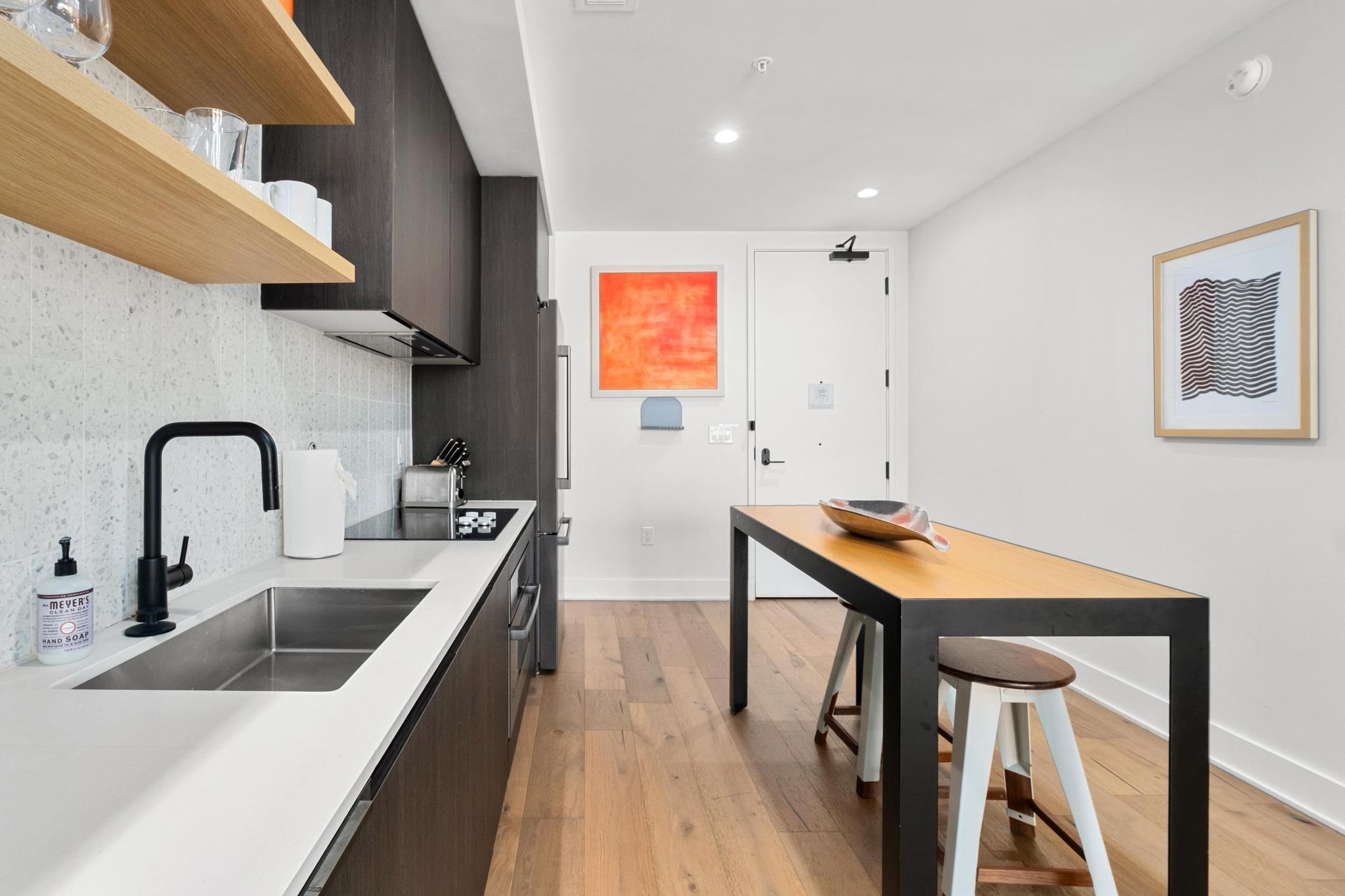 48 East Ave # 1310, Austin, TX 78701