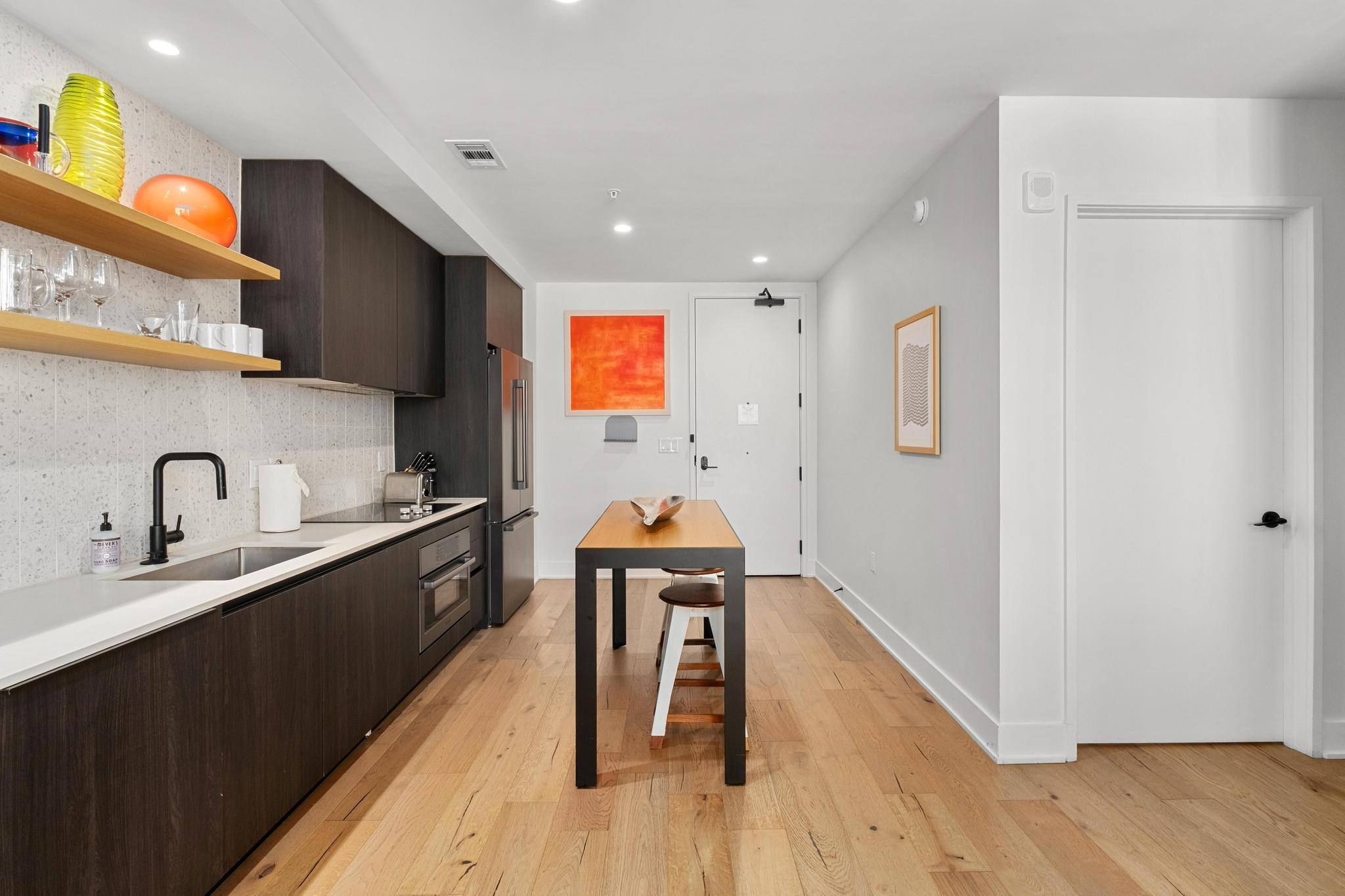 48 East Ave # 1310, Austin, TX 78701