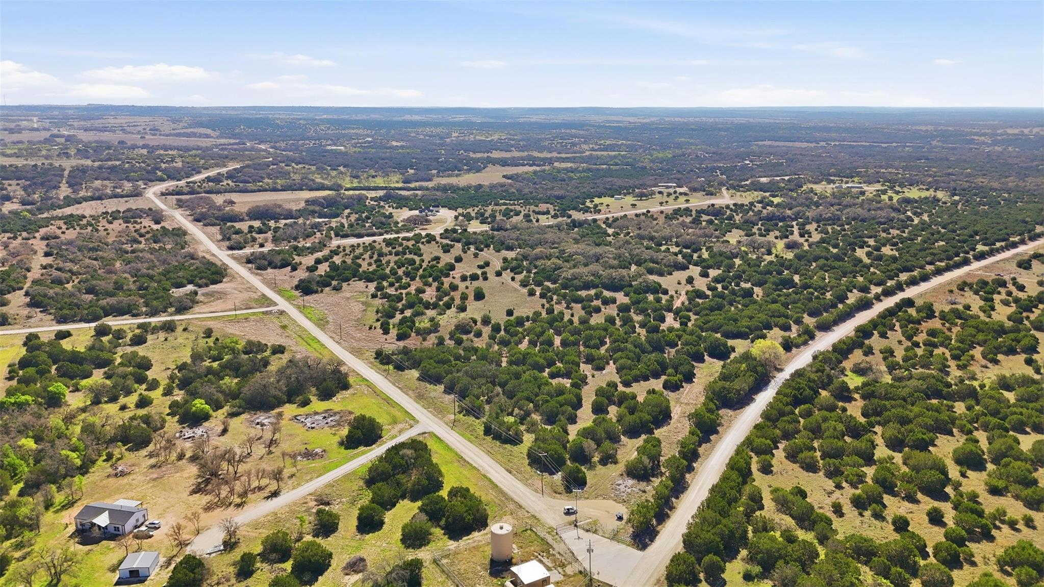 300 Willow Oak Dr, Goldthwaite, TX 76844