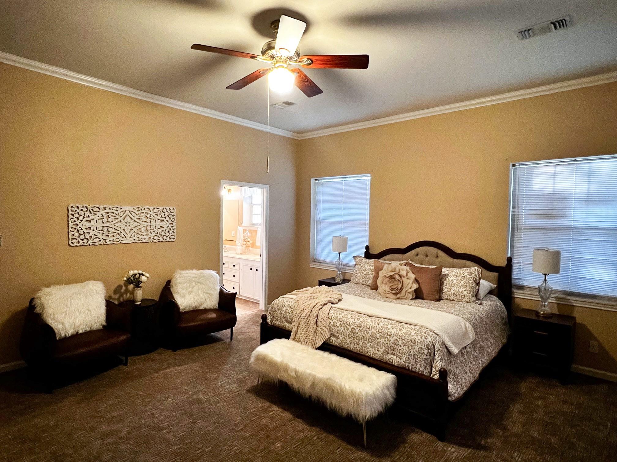 730 Panorama Rd, La Grange, TX 78945