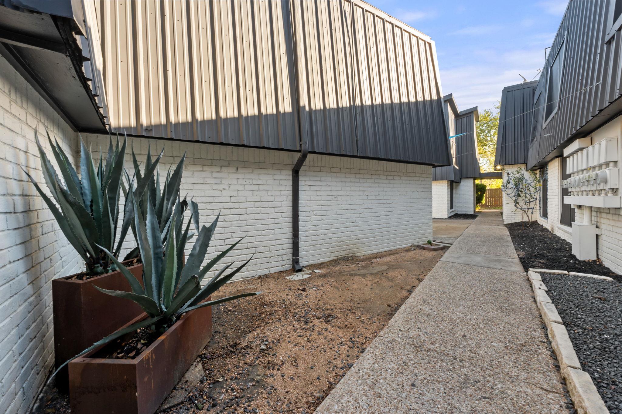 1720 Wooten Park Dr # 113, Austin, TX 78757