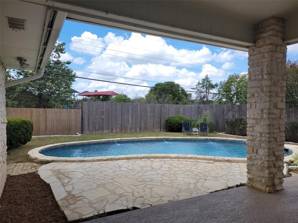 2008 Meadow Brook Dr, Round Rock, TX 78664