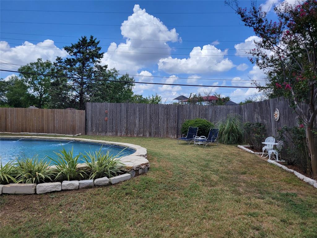 2008 Meadow Brook Dr, Round Rock, TX 78664