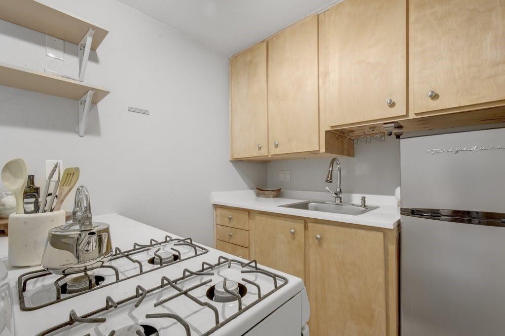 1111 W 10th St # 106, Austin, TX 78703