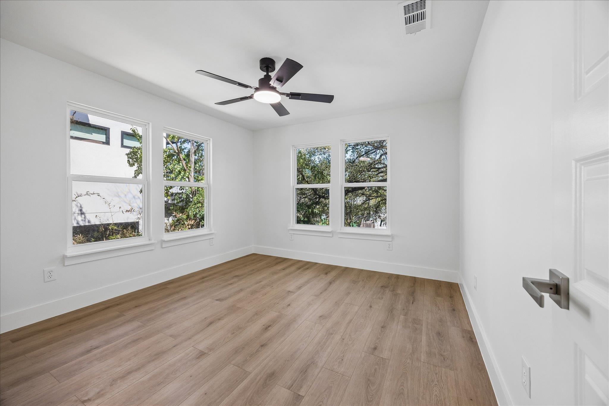 808 W Elizabeth St, Austin, TX 78704