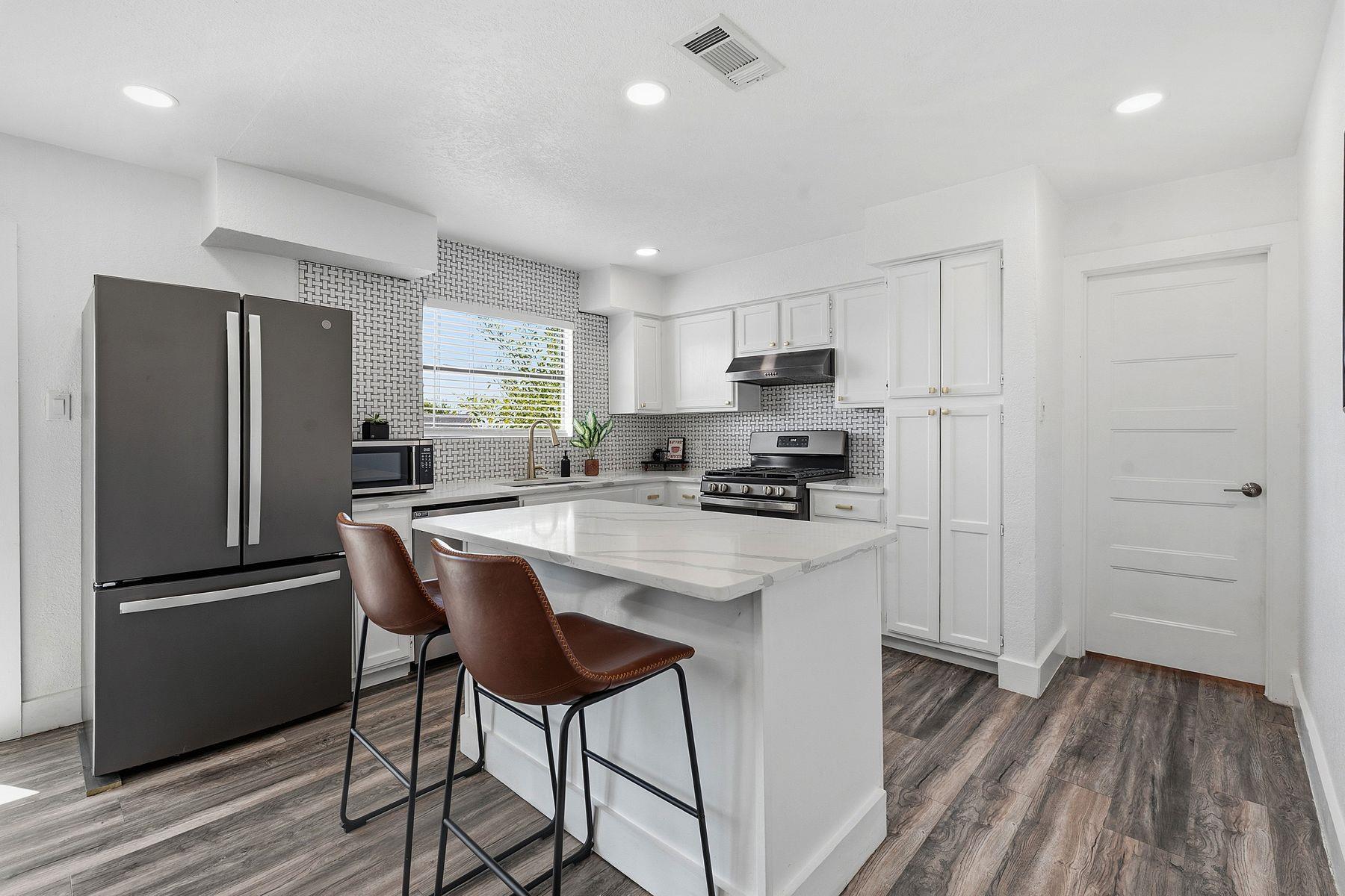 5800 Pinon Vista Dr, Austin, TX 78724