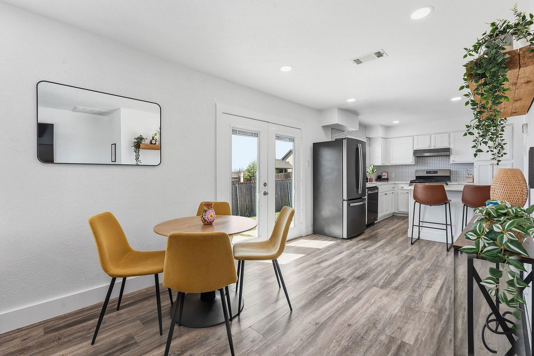 5800 Pinon Vista Dr, Austin, TX 78724