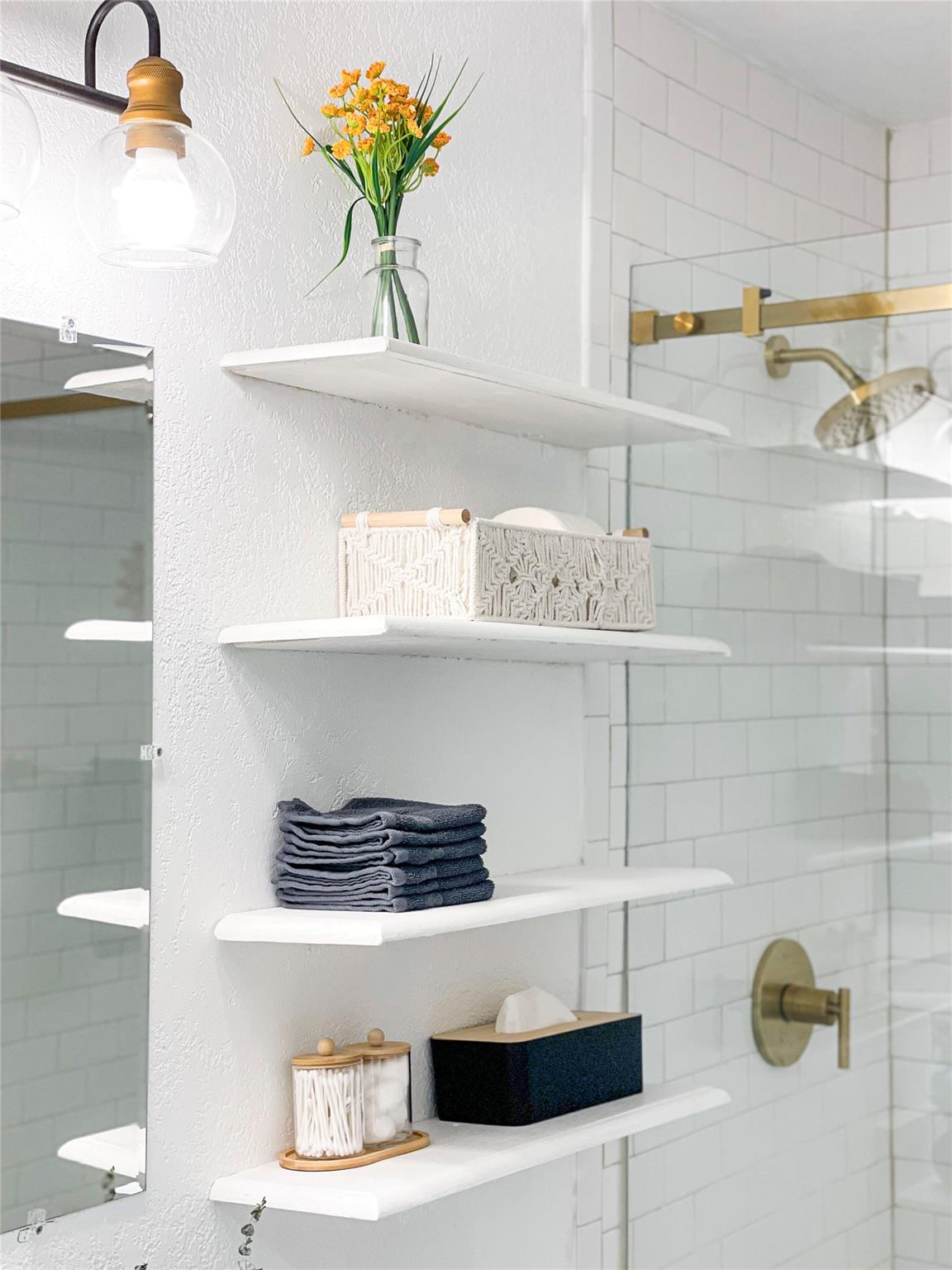 5800 Pinon Vista Dr, Austin, TX 78724