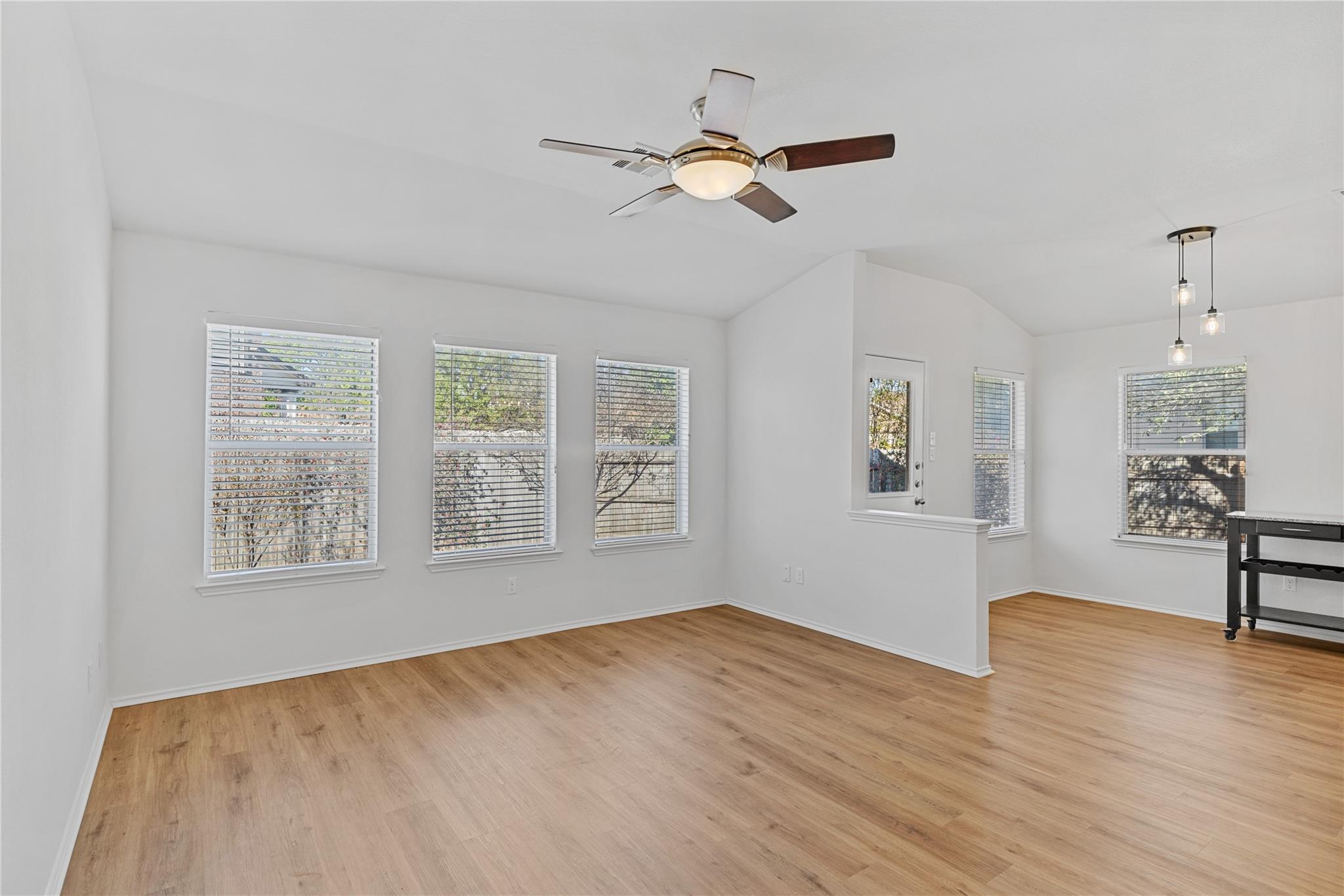 1310 Grande Mesa Dr, Georgetown, TX 78626