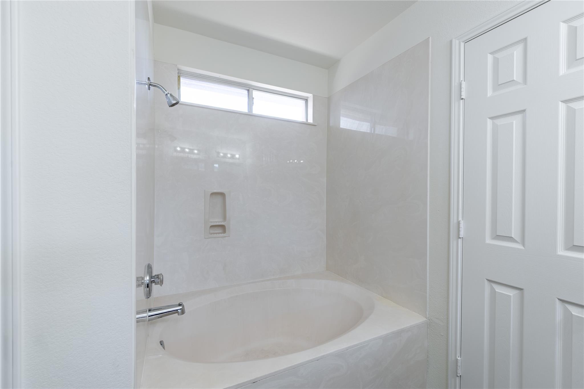 1310 Grande Mesa Dr, Georgetown, TX 78626