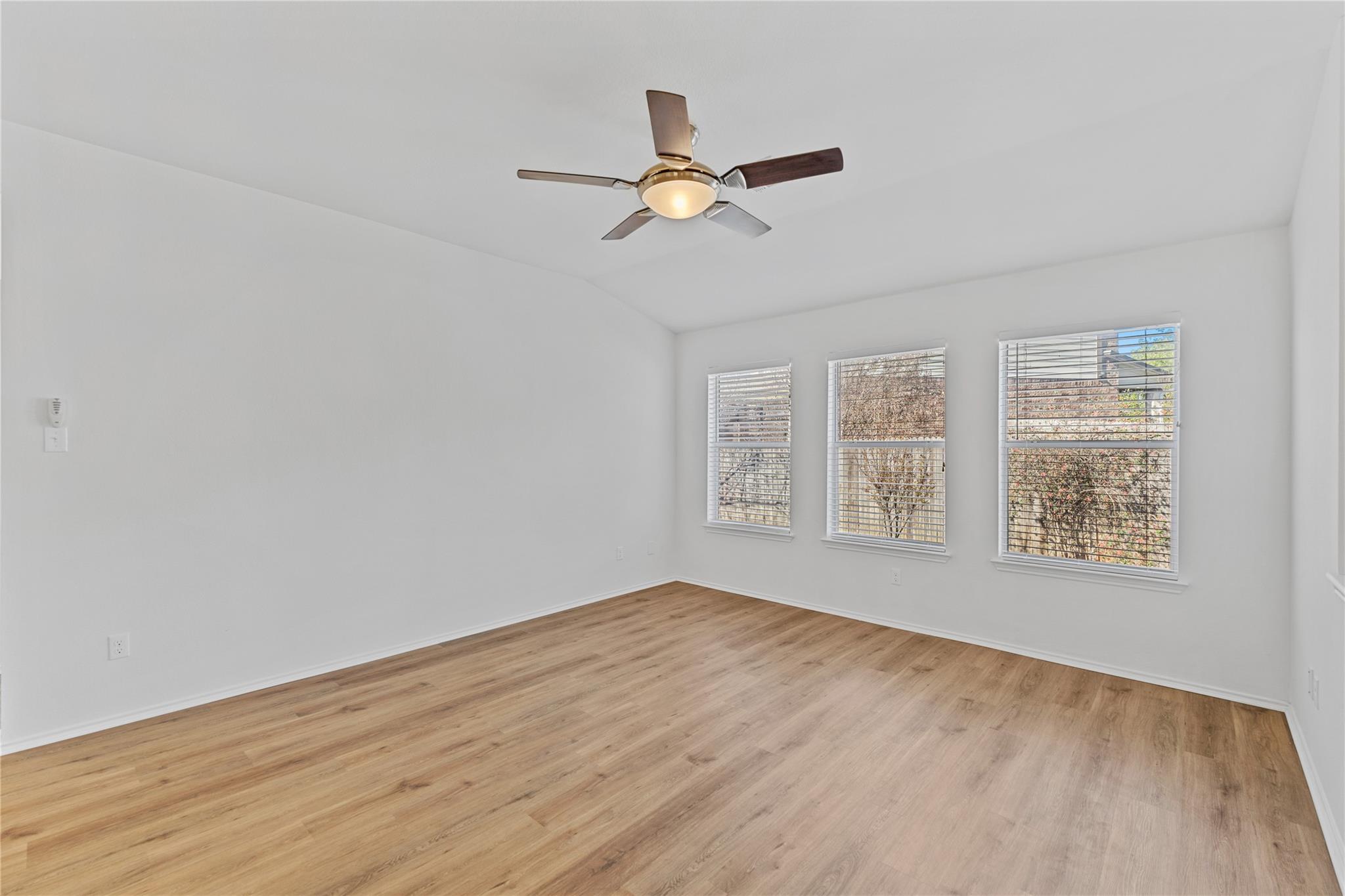 1310 Grande Mesa Dr, Georgetown, TX 78626