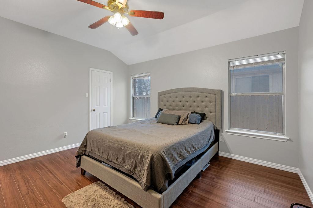 1001 Apple Cross Dr, Pflugerville, TX 78660