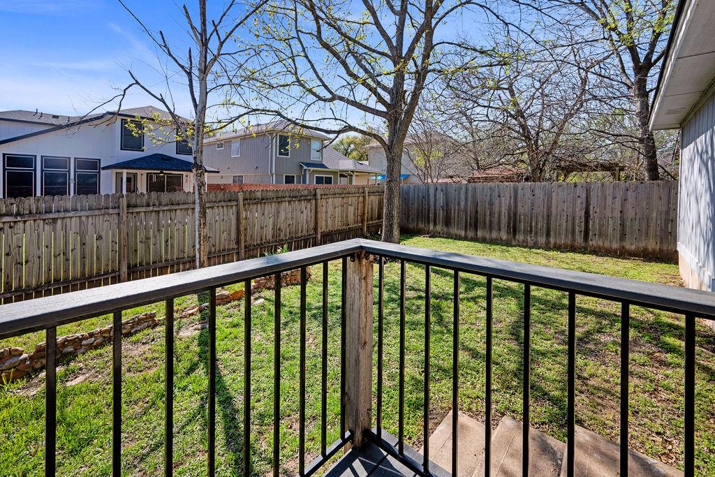 1001 Apple Cross Dr, Pflugerville, TX 78660