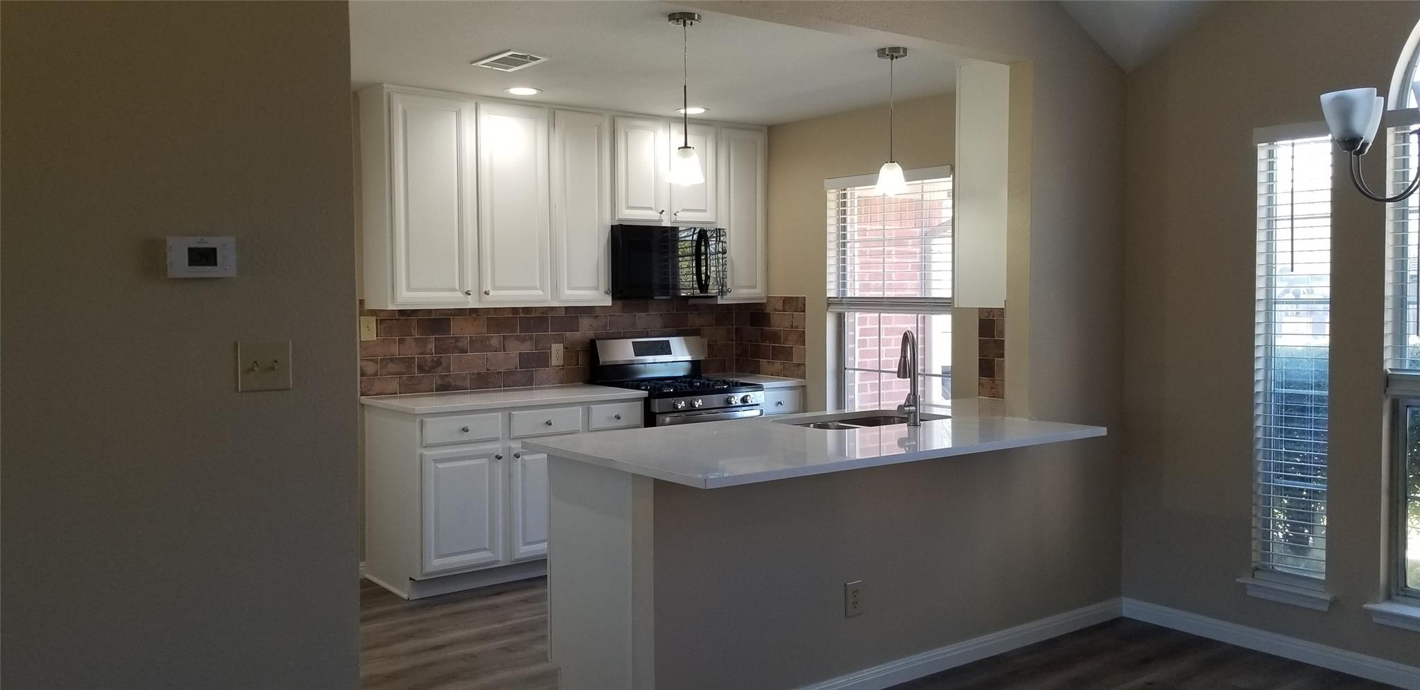 504 Orchard St, Cedar Park, TX 78613