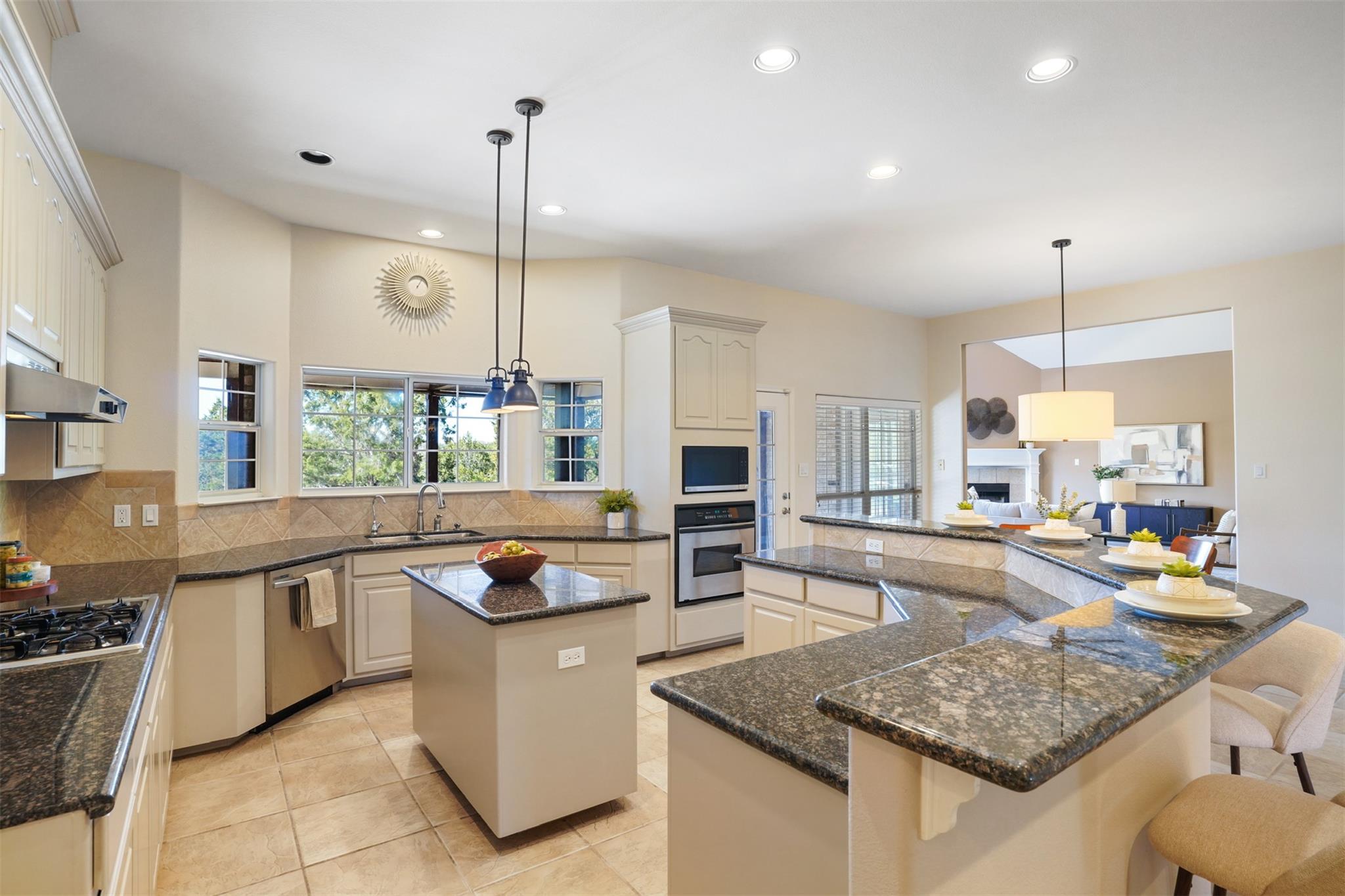 710 Timarron, Leander, TX 78641