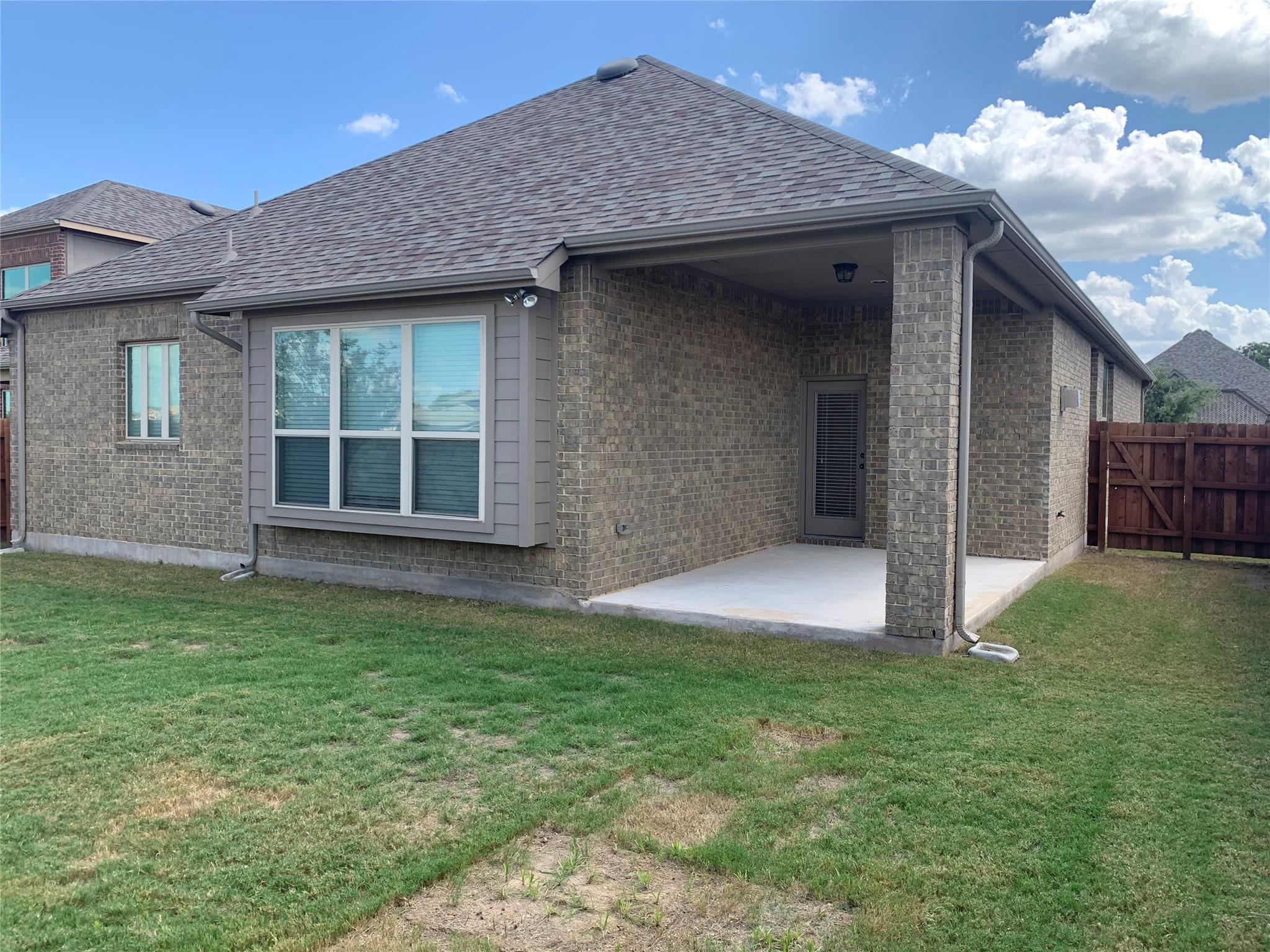 437 Mistflower Springs Dr, Leander, TX 78641