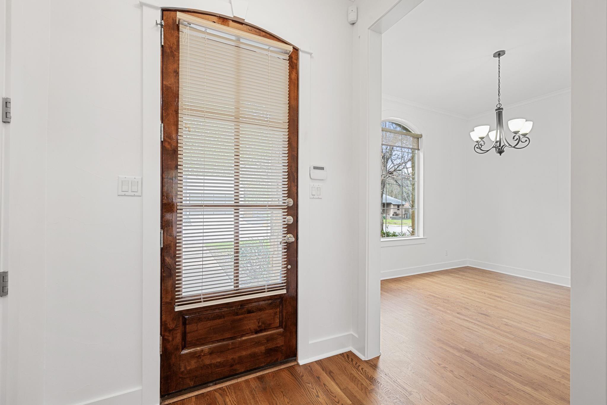 1607 Chelsea Ln, Austin, TX 78704