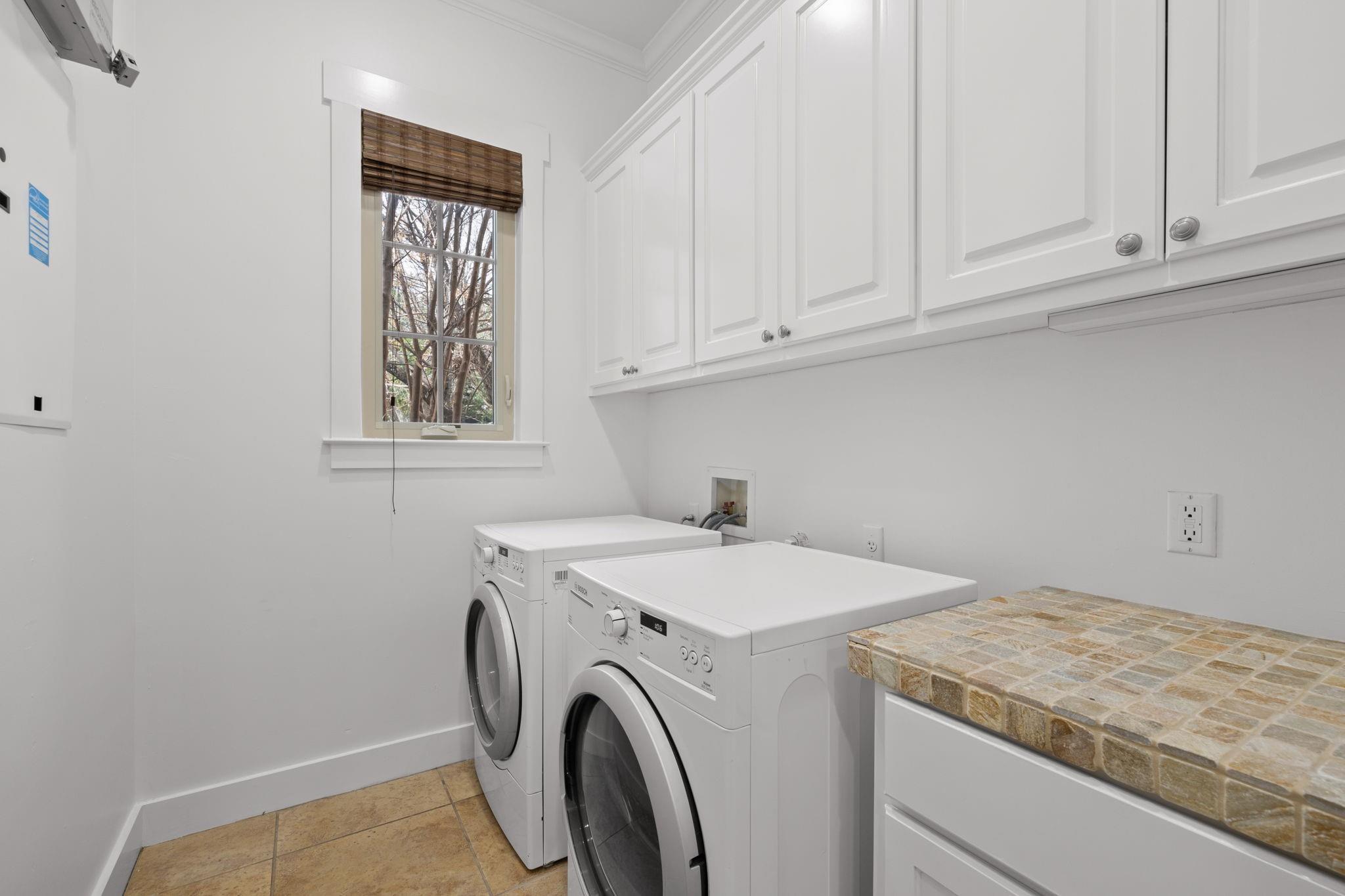 1607 Chelsea Ln, Austin, TX 78704