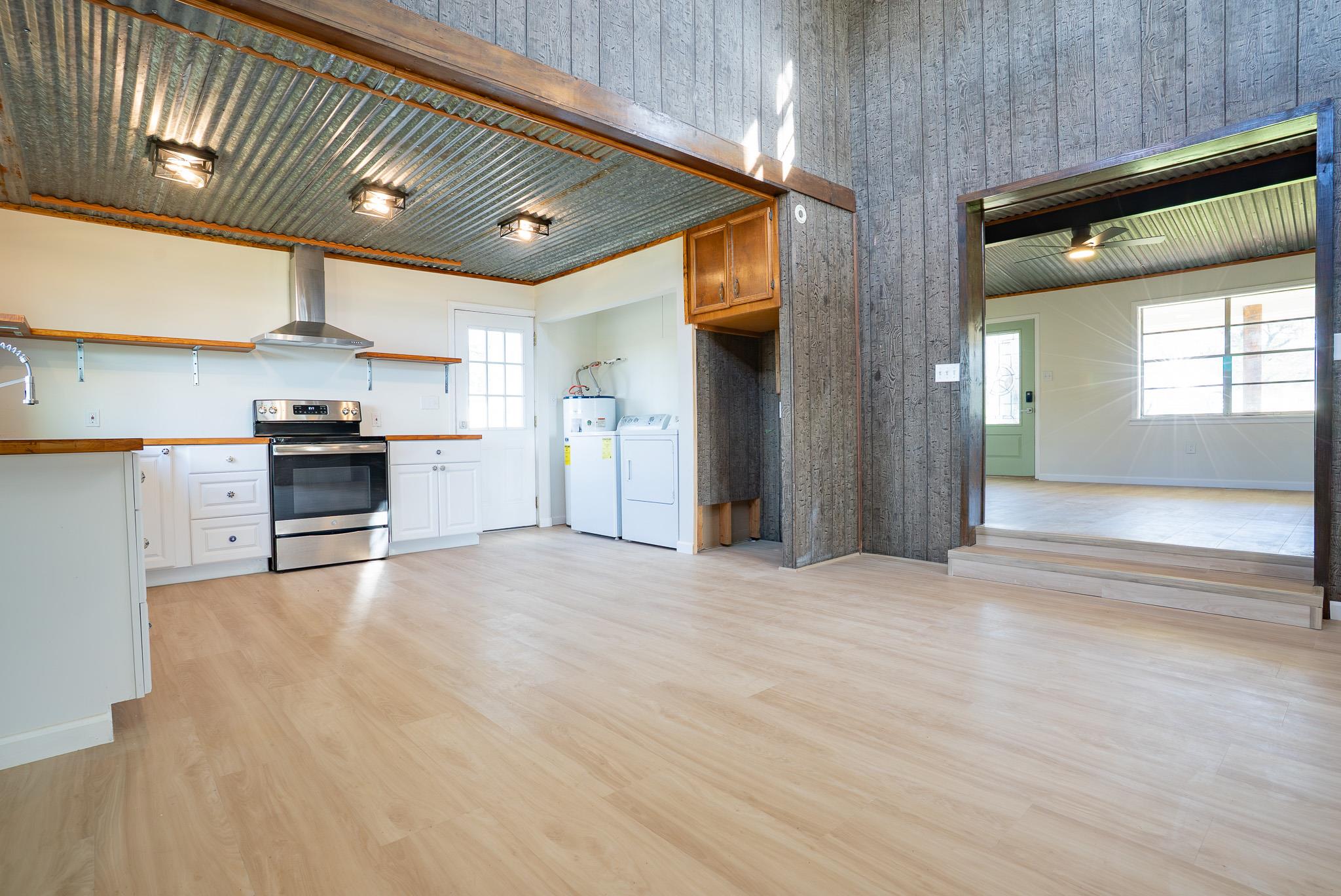 1012 Hill St, Burnet, TX 78611