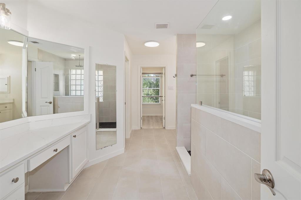 12207 Carlsbad Dr, Austin, TX 78738