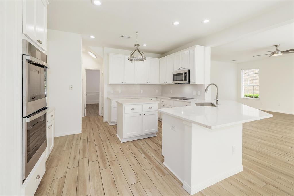 12207 Carlsbad Dr, Austin, TX 78738