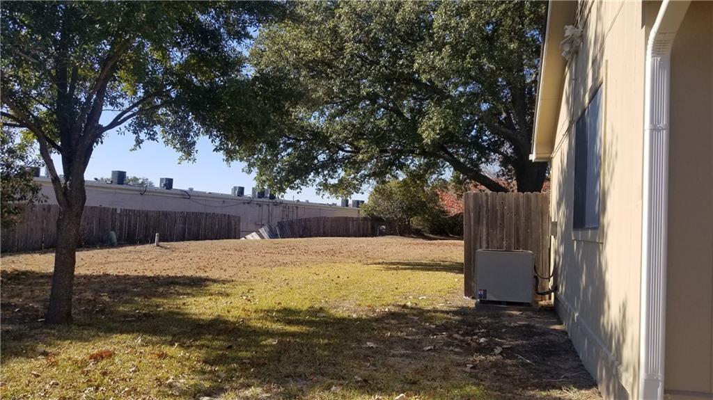 1011 Markham Ln # B, Austin, TX 78753