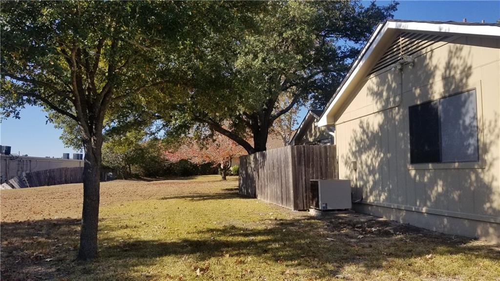 1011 Markham Ln # B, Austin, TX 78753