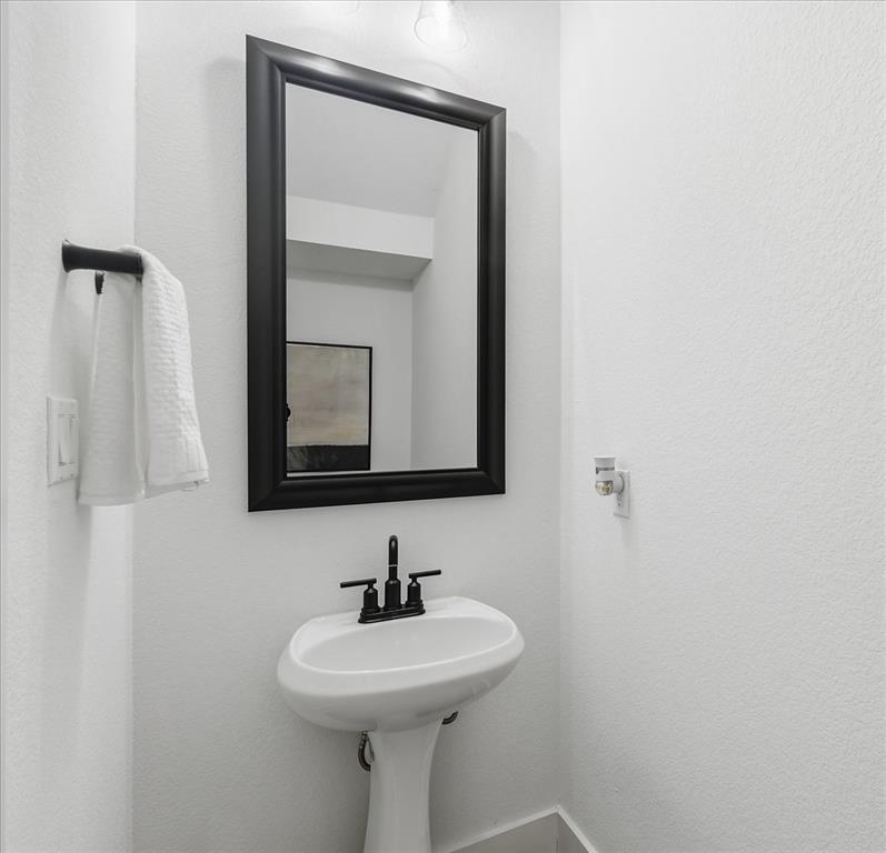 1006 Scarlet Sage Dr, Georgetown, TX 78628